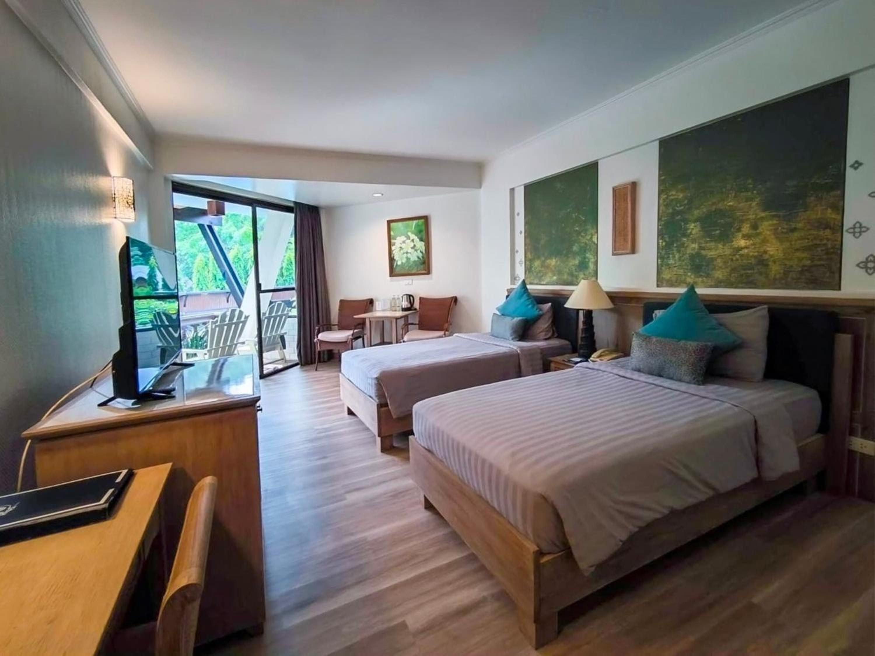 Deluxe Double or Twin Room photo 1