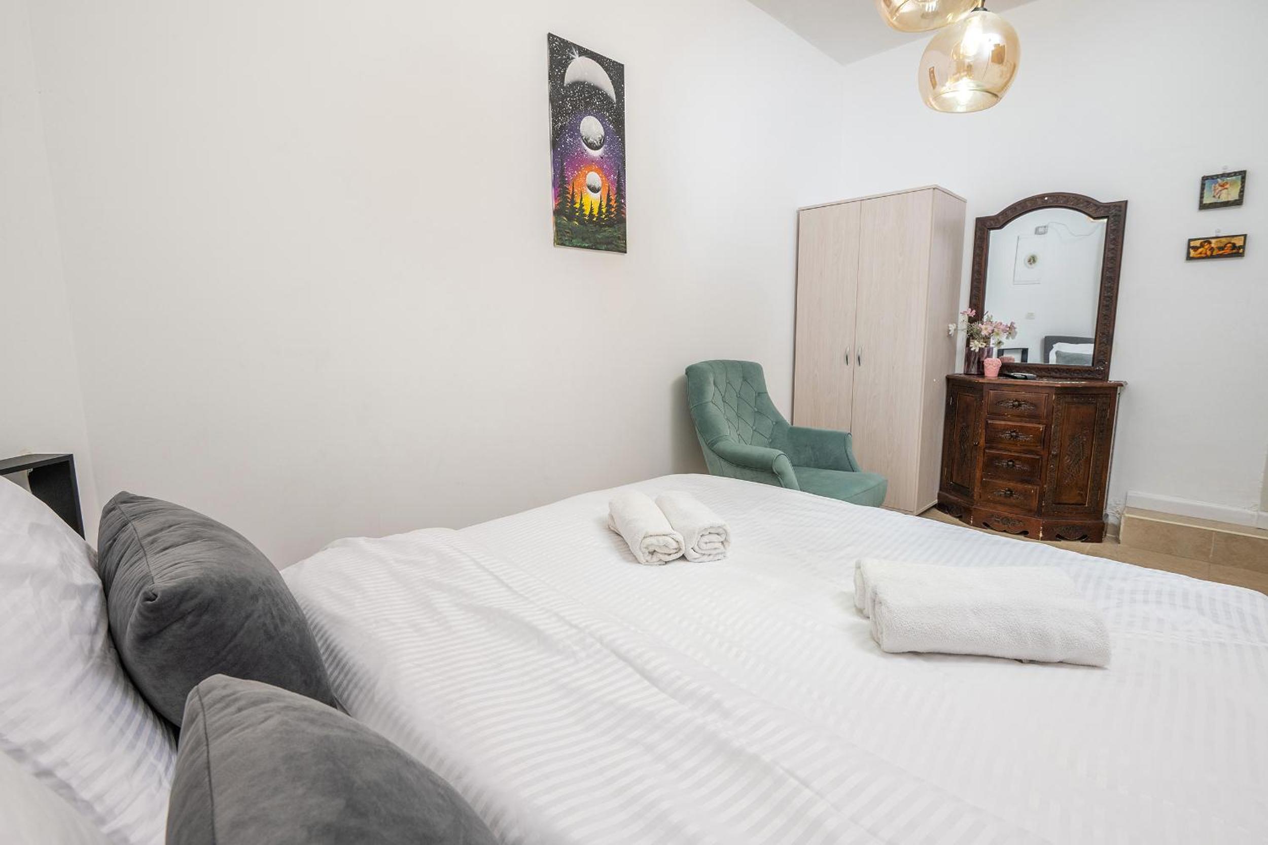 Two-Bedroom Suite photo 2