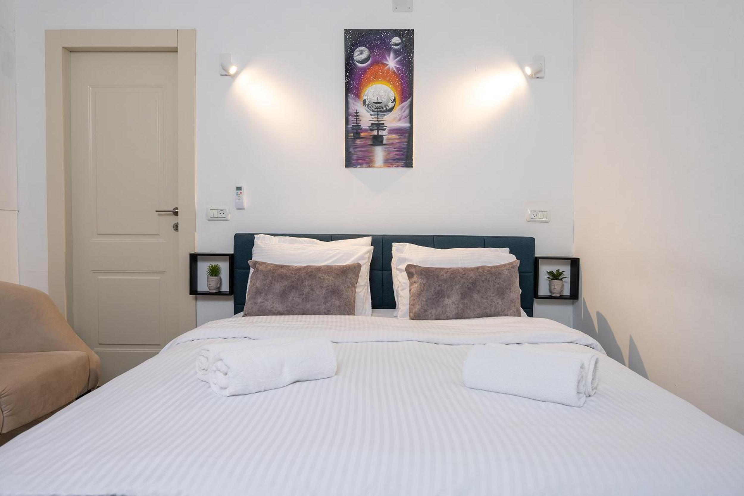 Two-Bedroom Suite photo 2