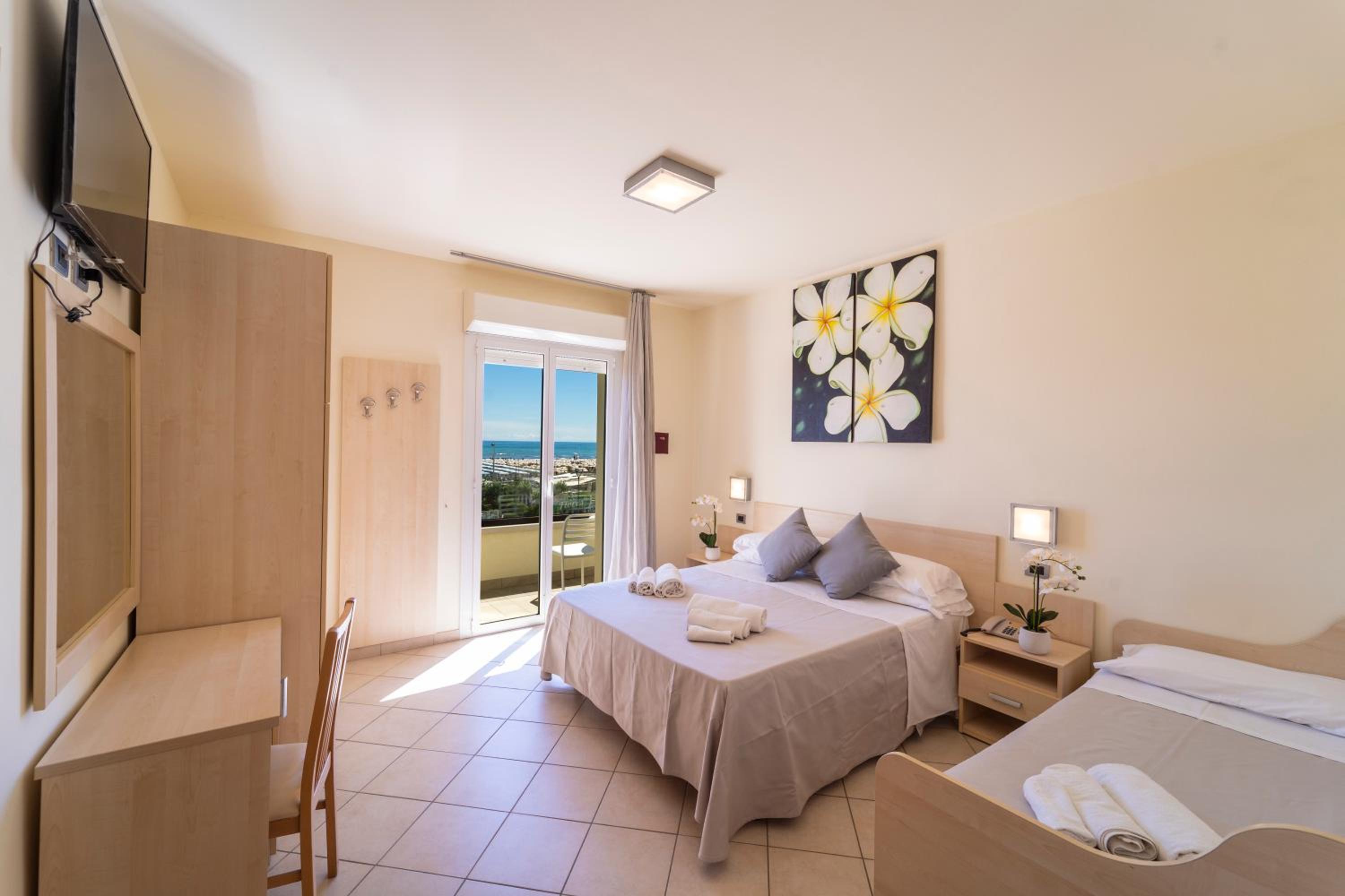 Quadruple Room with Sea View photo 1