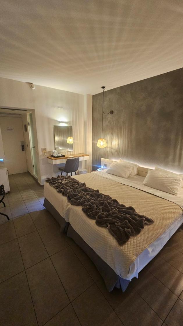 Standard Double or Twin Room - Photo 1