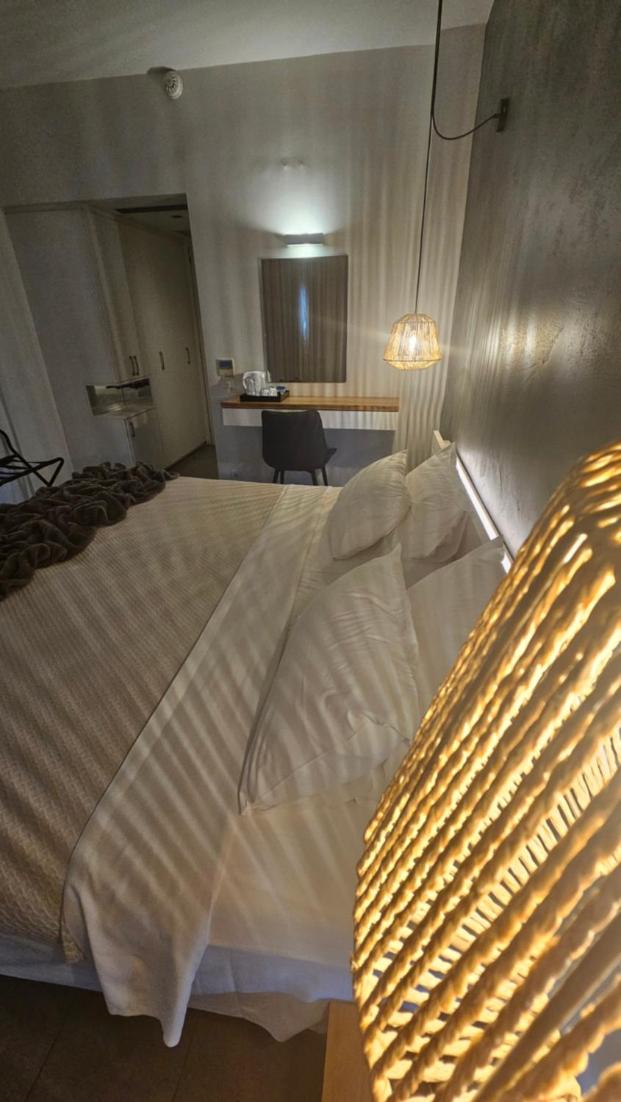 Standard Double or Twin Room - Photo 3