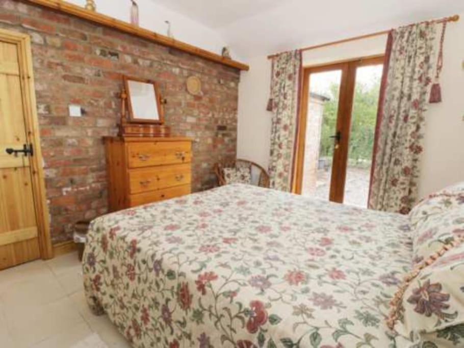 Two-Bedroom House photo 1