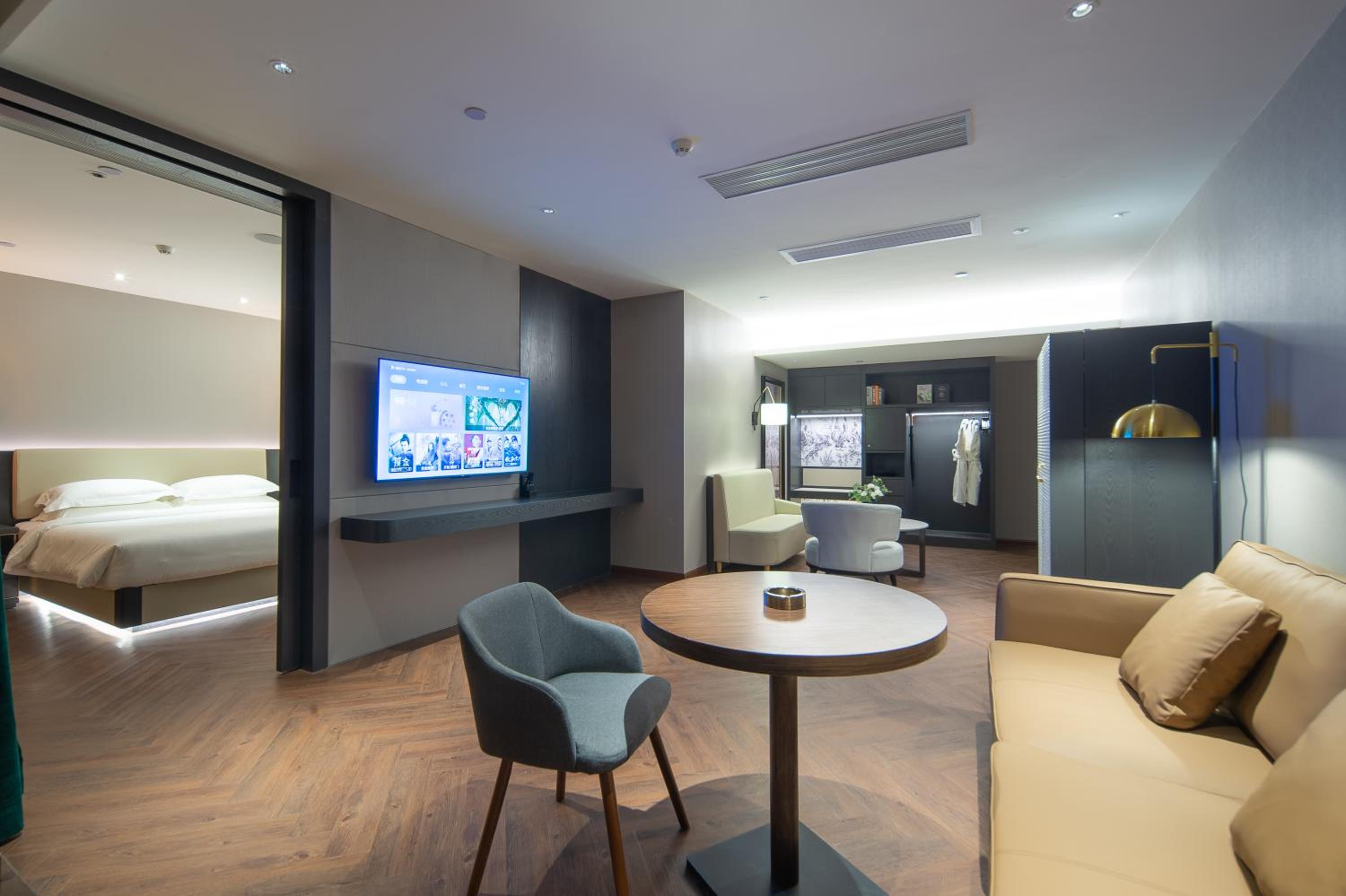 Ruige Deluxe Suite