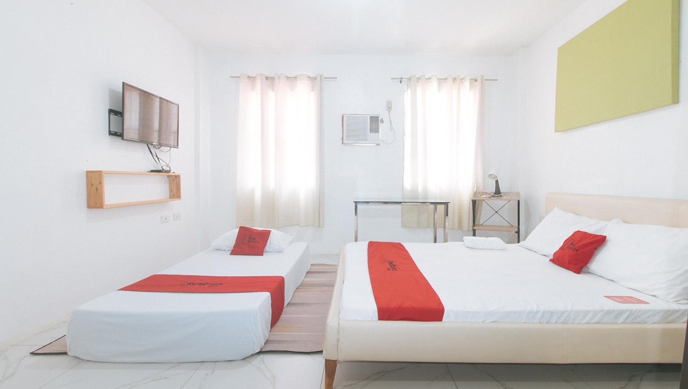Deluxe Double Or Twin Room photo 3