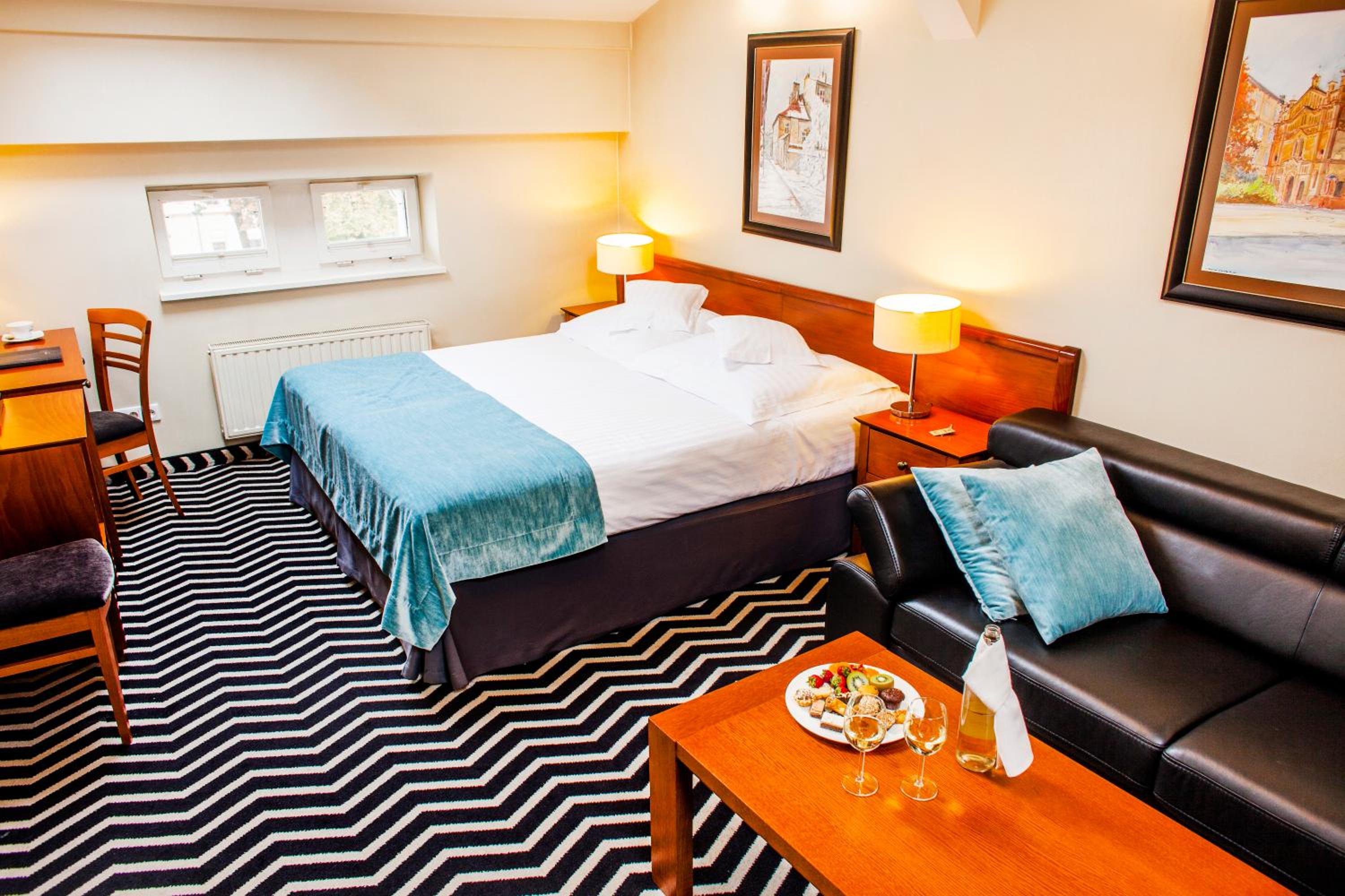 Double or Twin Room - Photo 1