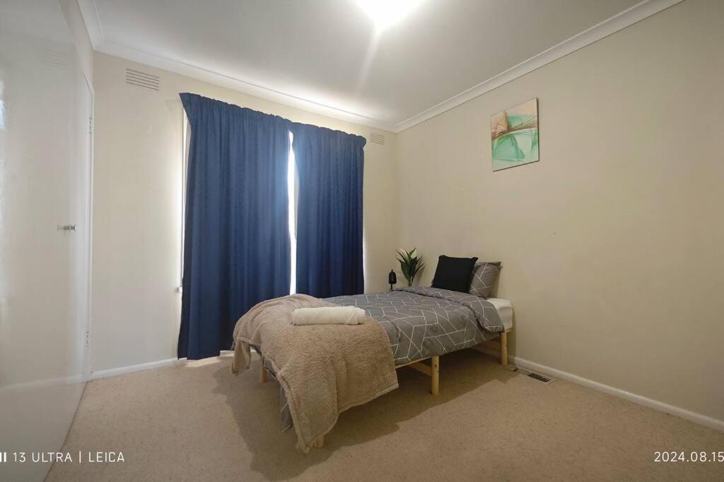 Three-Bedroom House photo 1