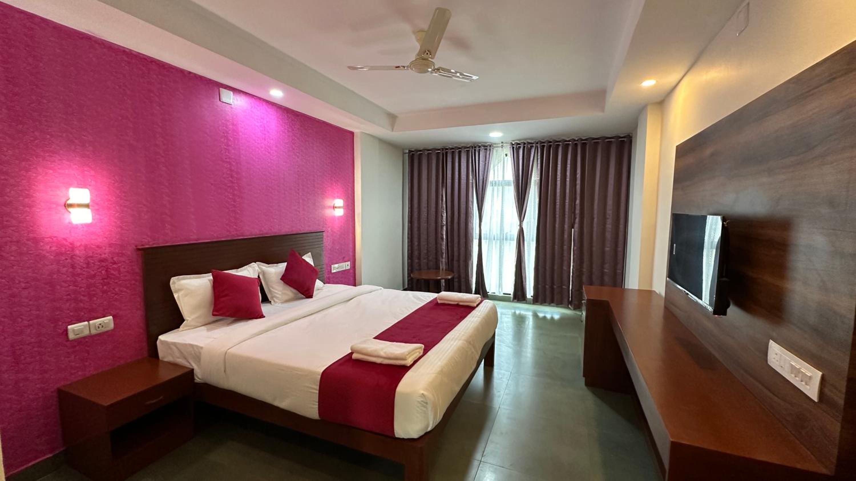 Large Double Room