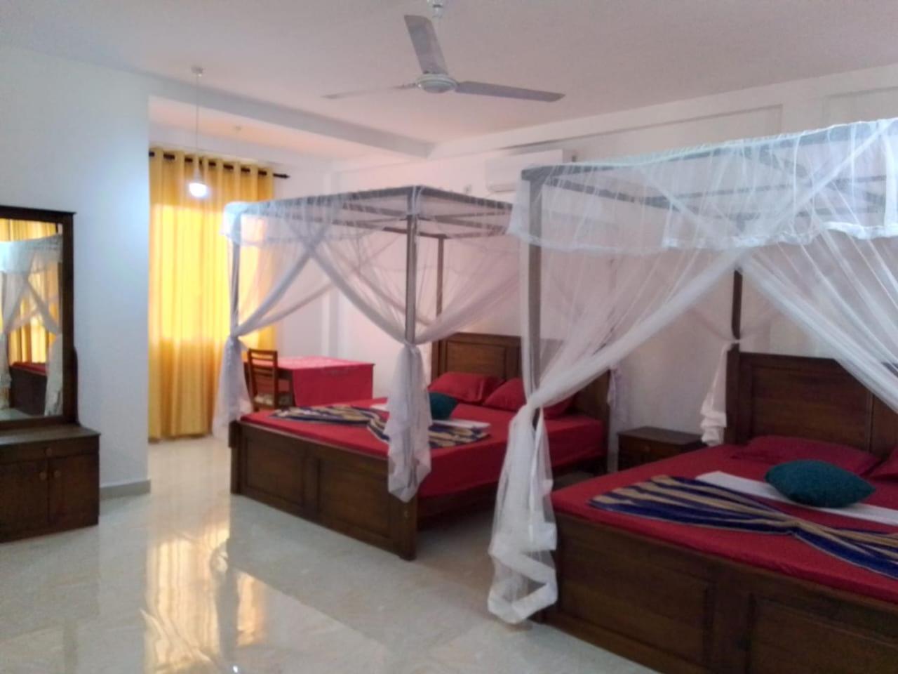 Deluxe Family Room photo 3