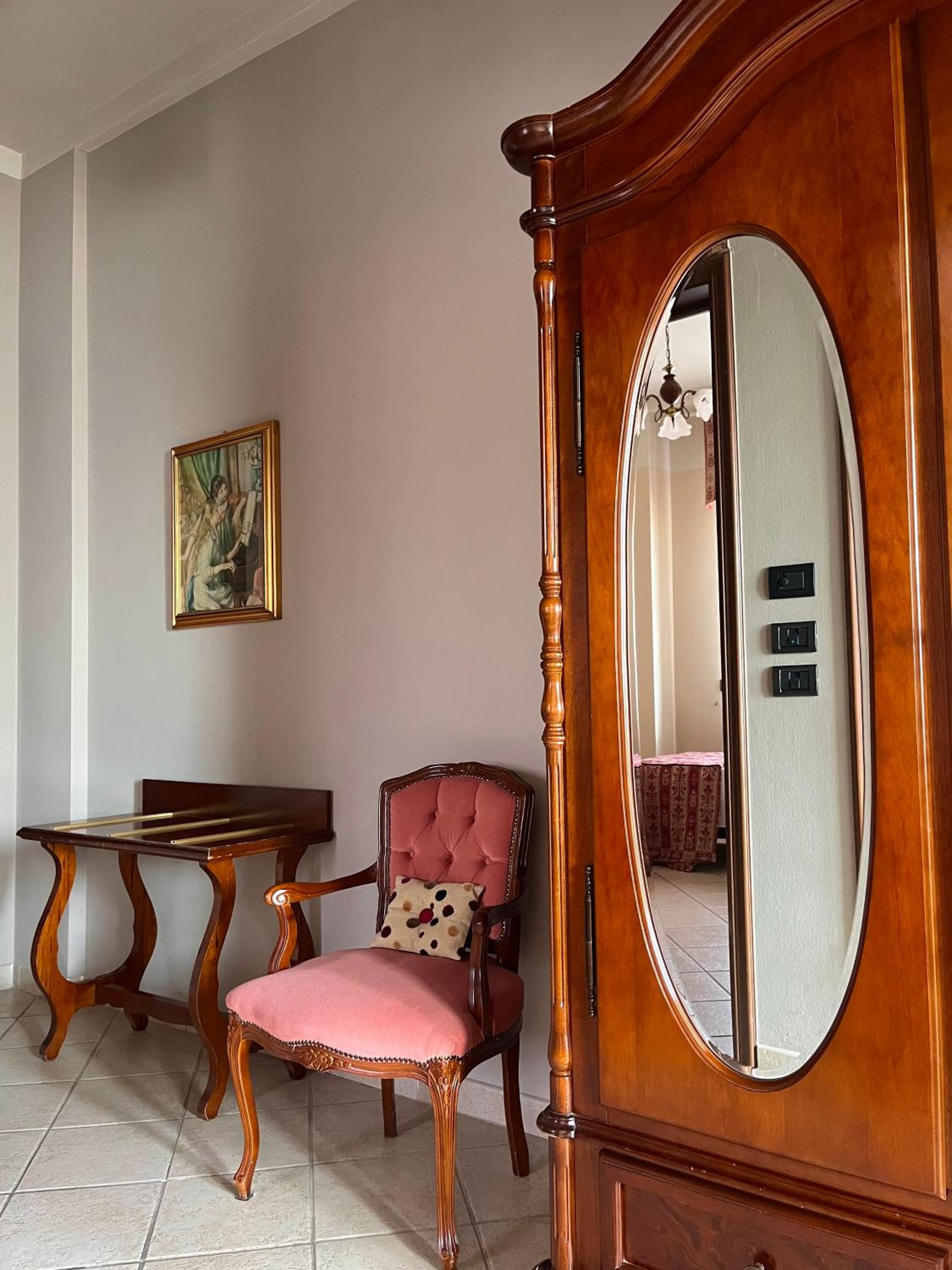 Family Suite - Photo 10