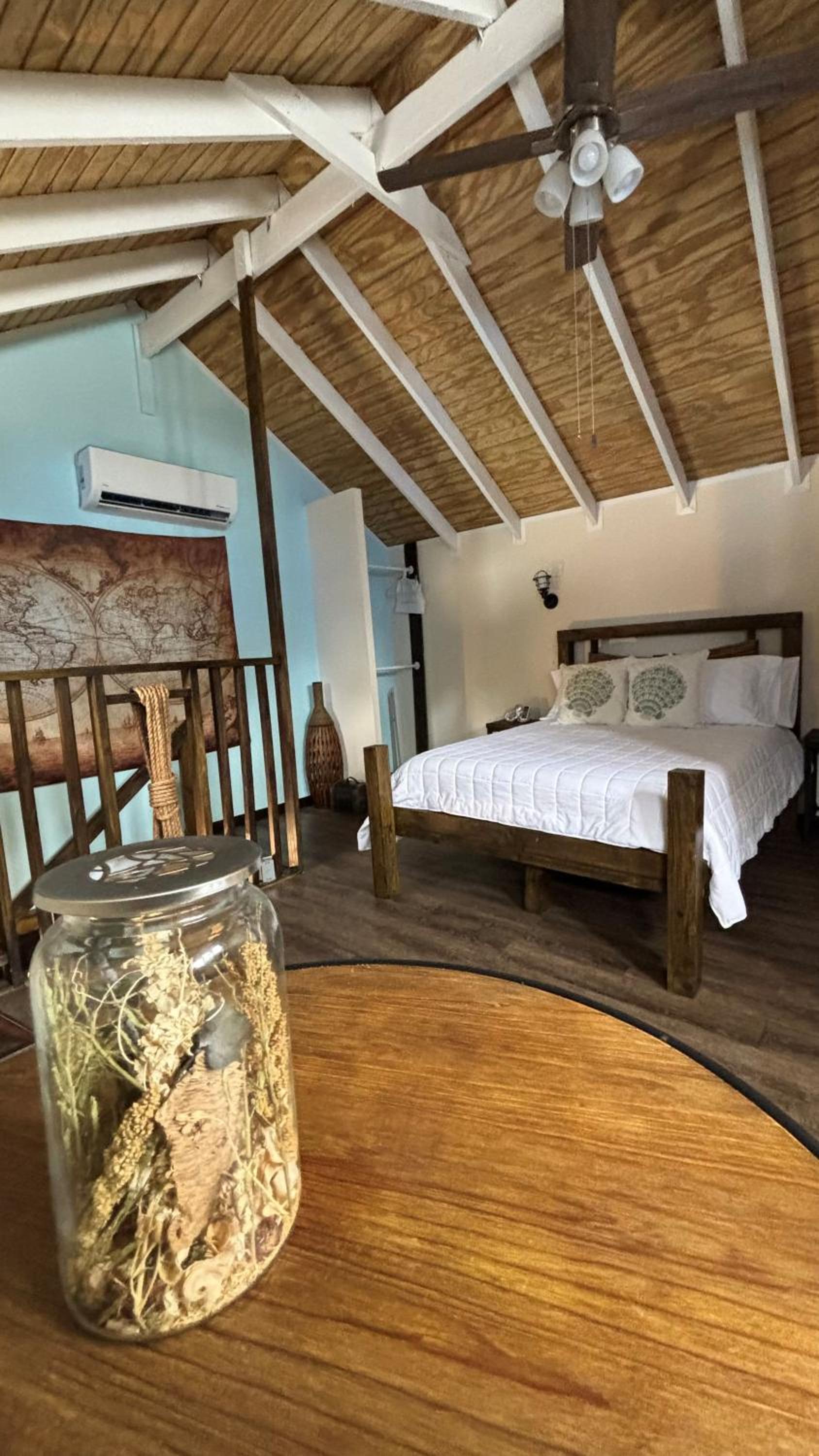 Studio Chalet (2nd Floor)