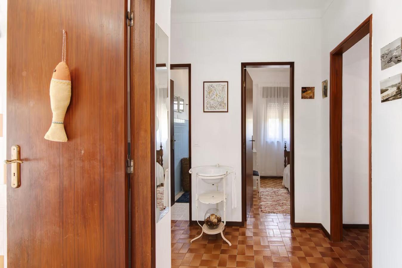Three-Bedroom House photo 2