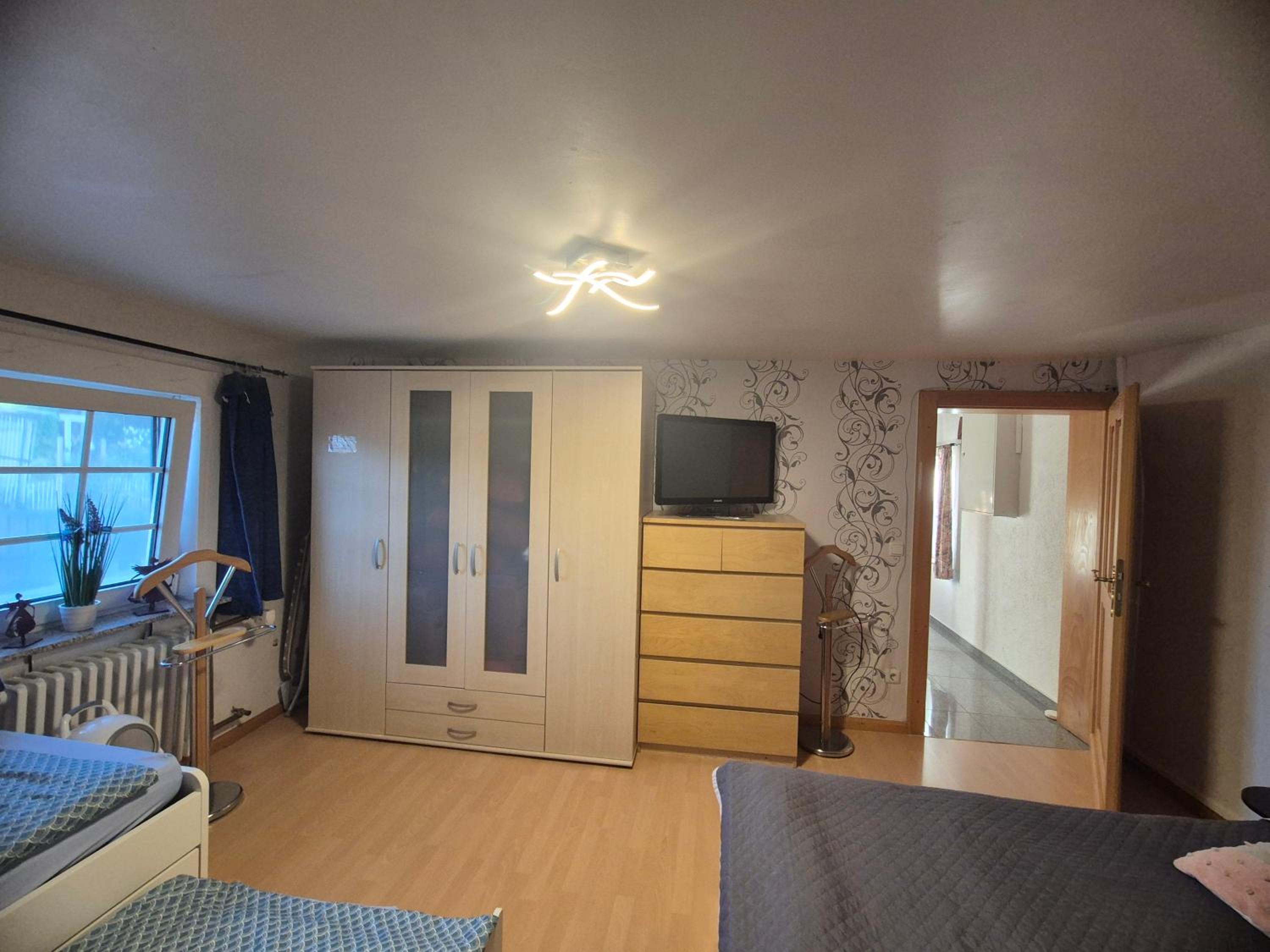Apartment with Balcony - Photo 64