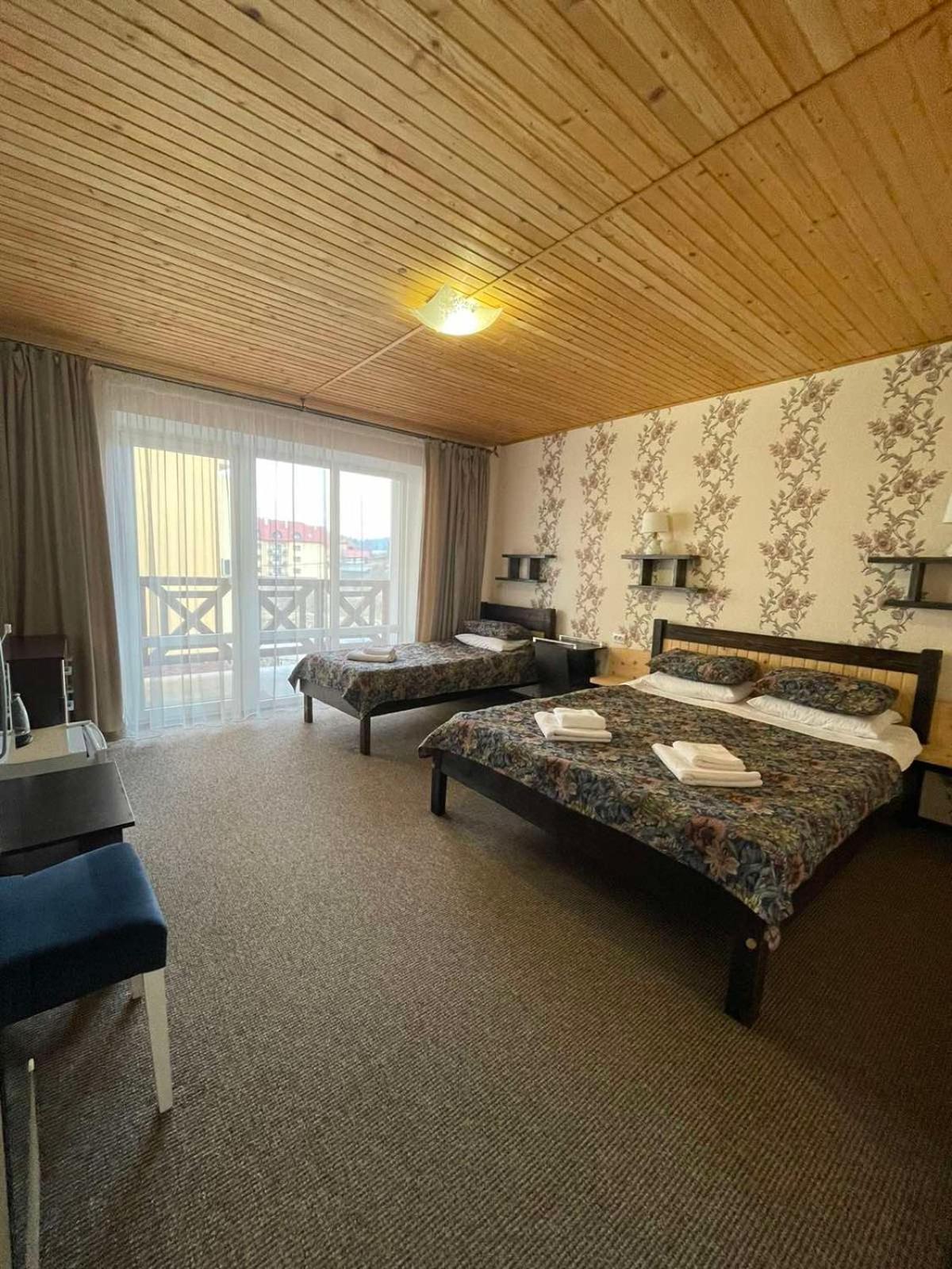 Triple Room with Terrace photo 1
