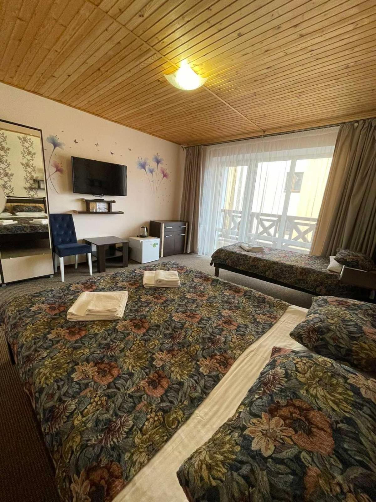 Triple Room with Terrace photo 3