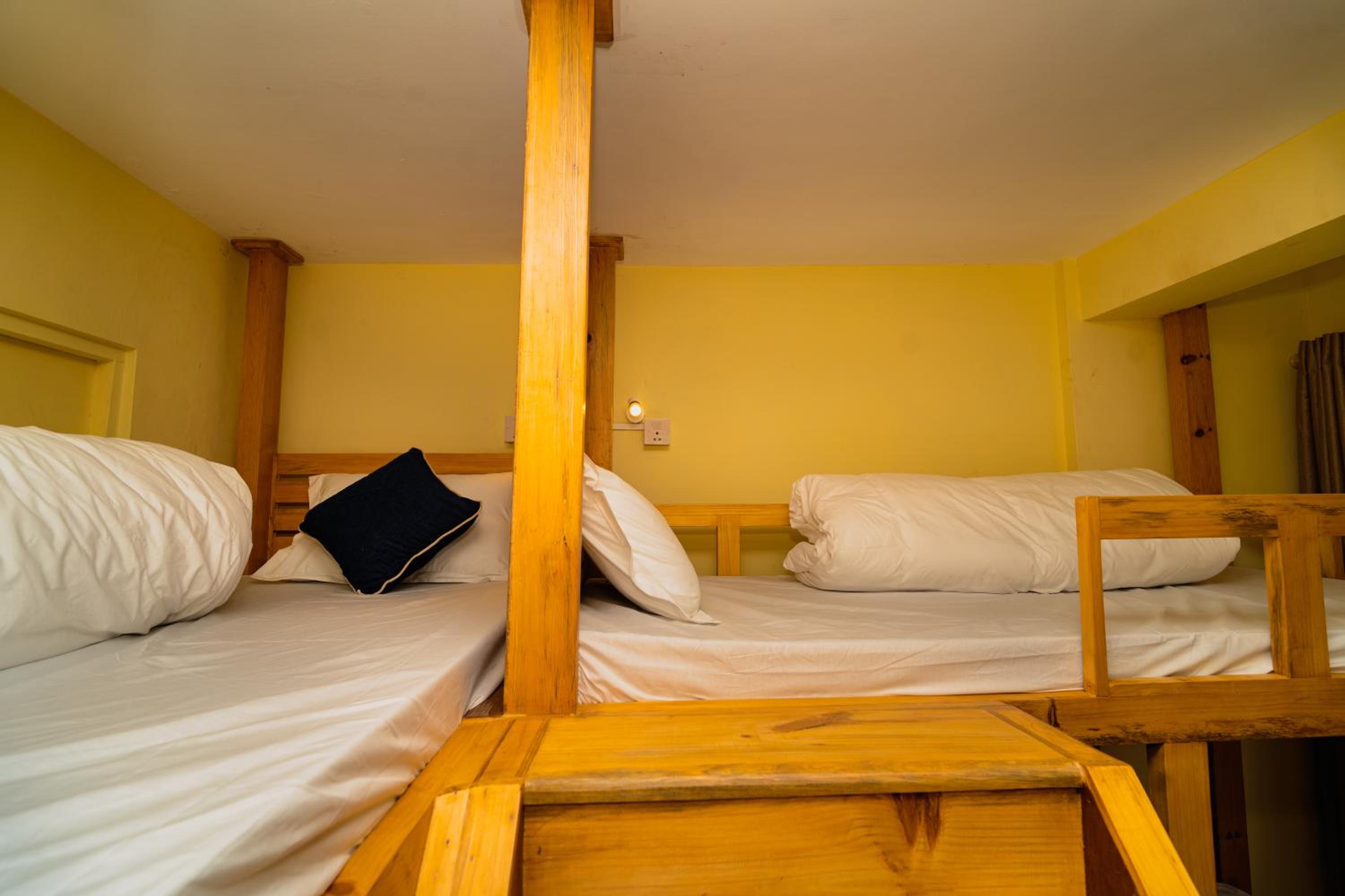 Bed in 4-Bed Dormitory Room photo 3
