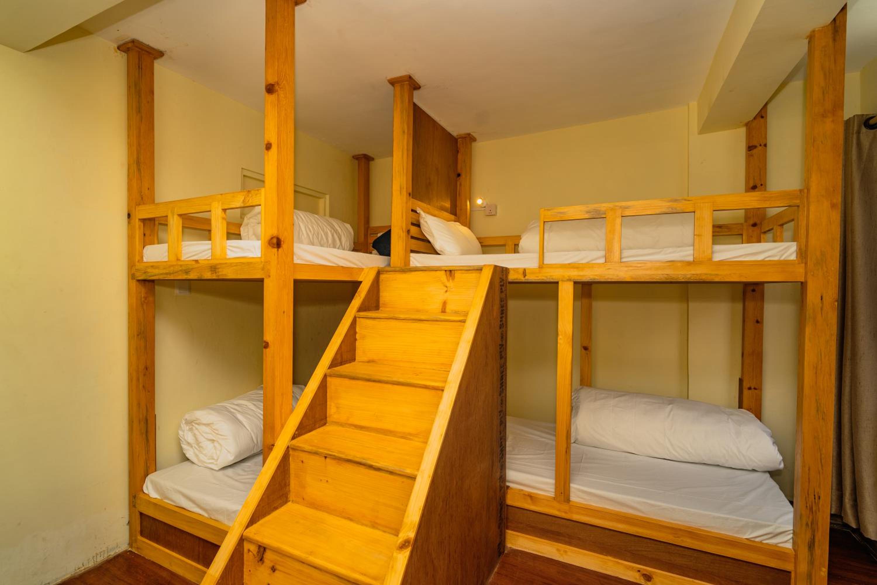 Bed in 4-Bed Mixed Dormitory Room photo 1