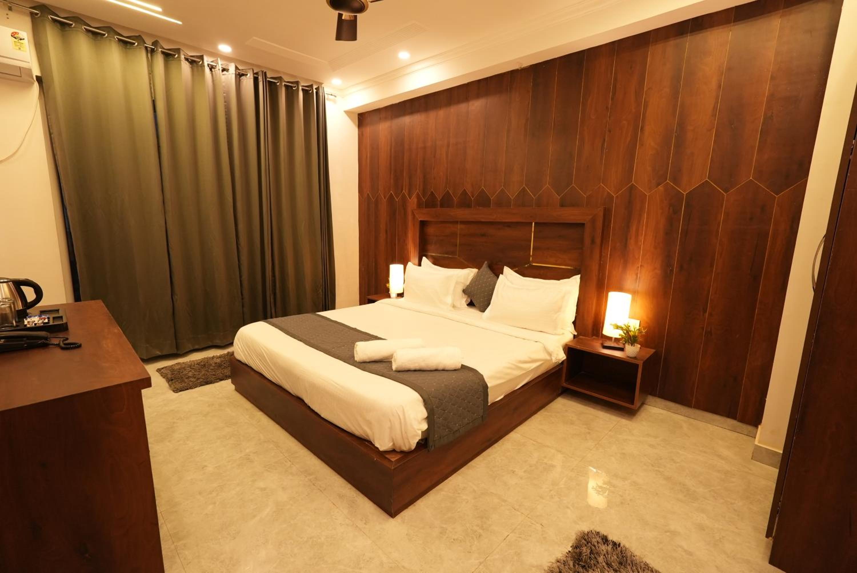 Studio With Sofa Bed photo 3