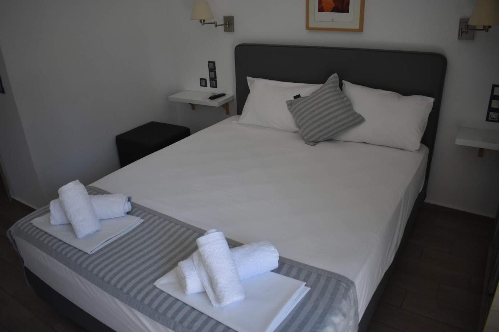 Classic Double Room - Photo 2
