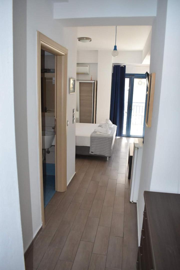 Classic Double Room - Photo 3