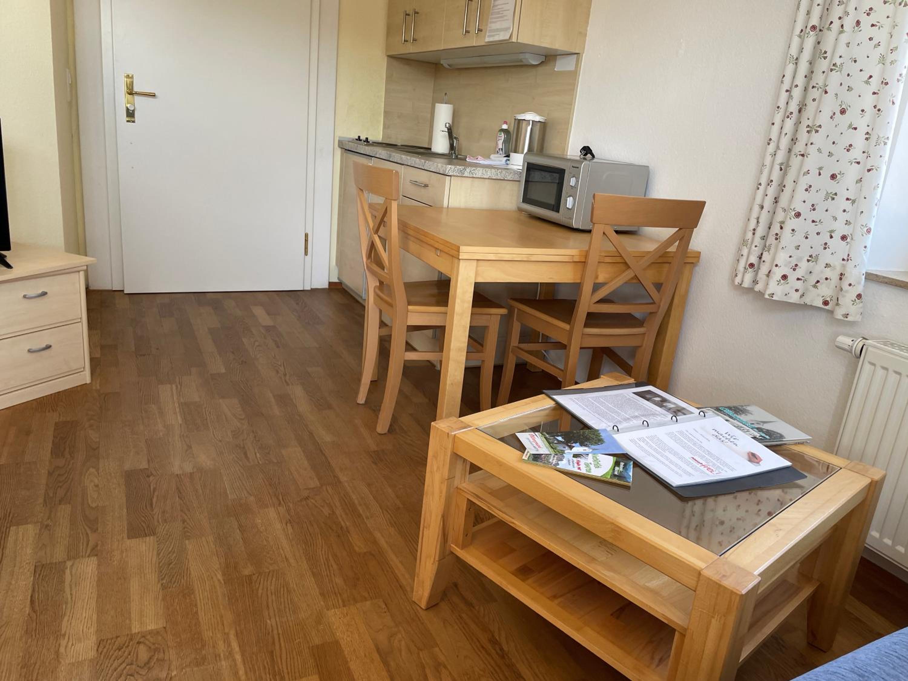 Studio Apartment photo 3