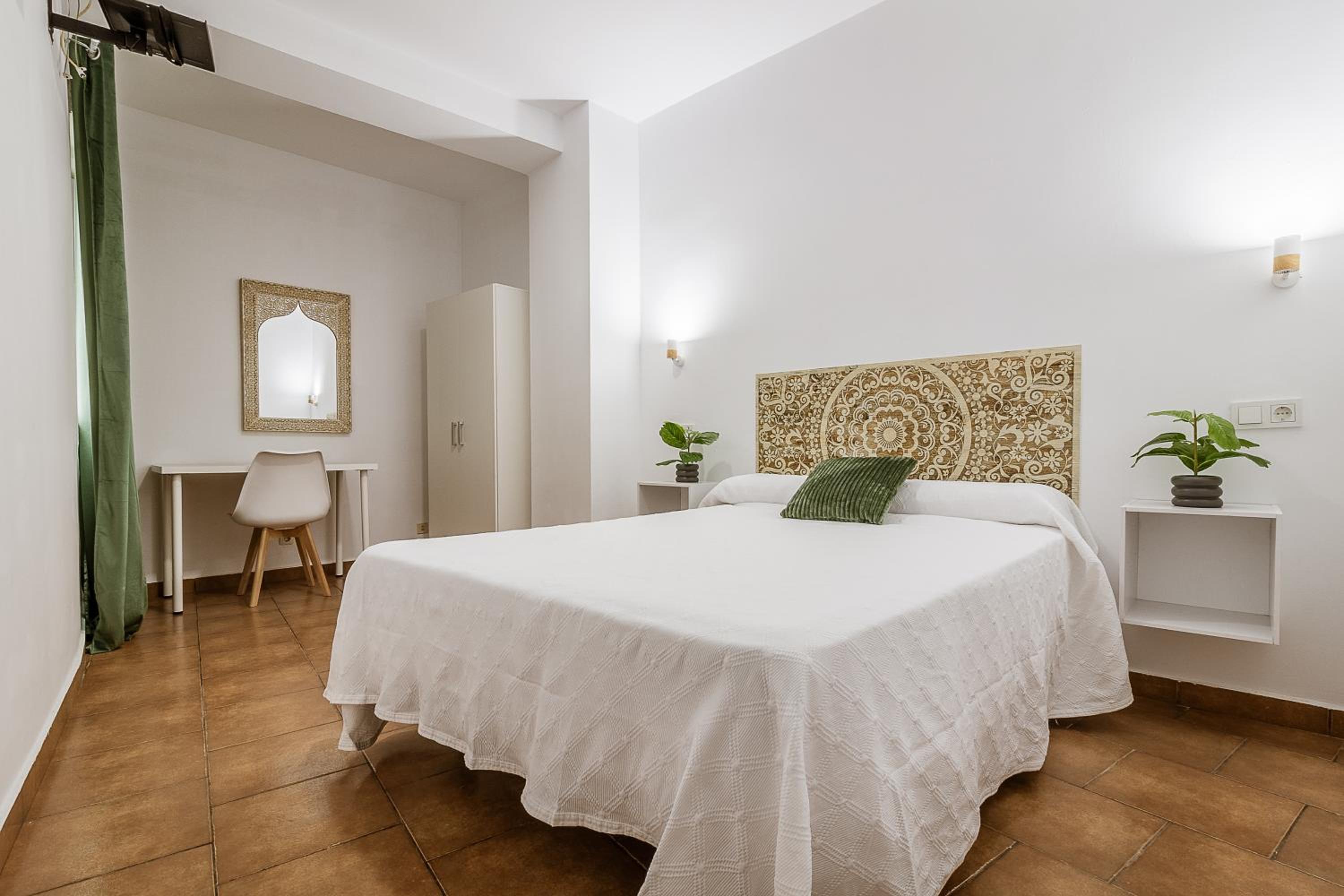 Double Room with Private Bathroom photo 2
