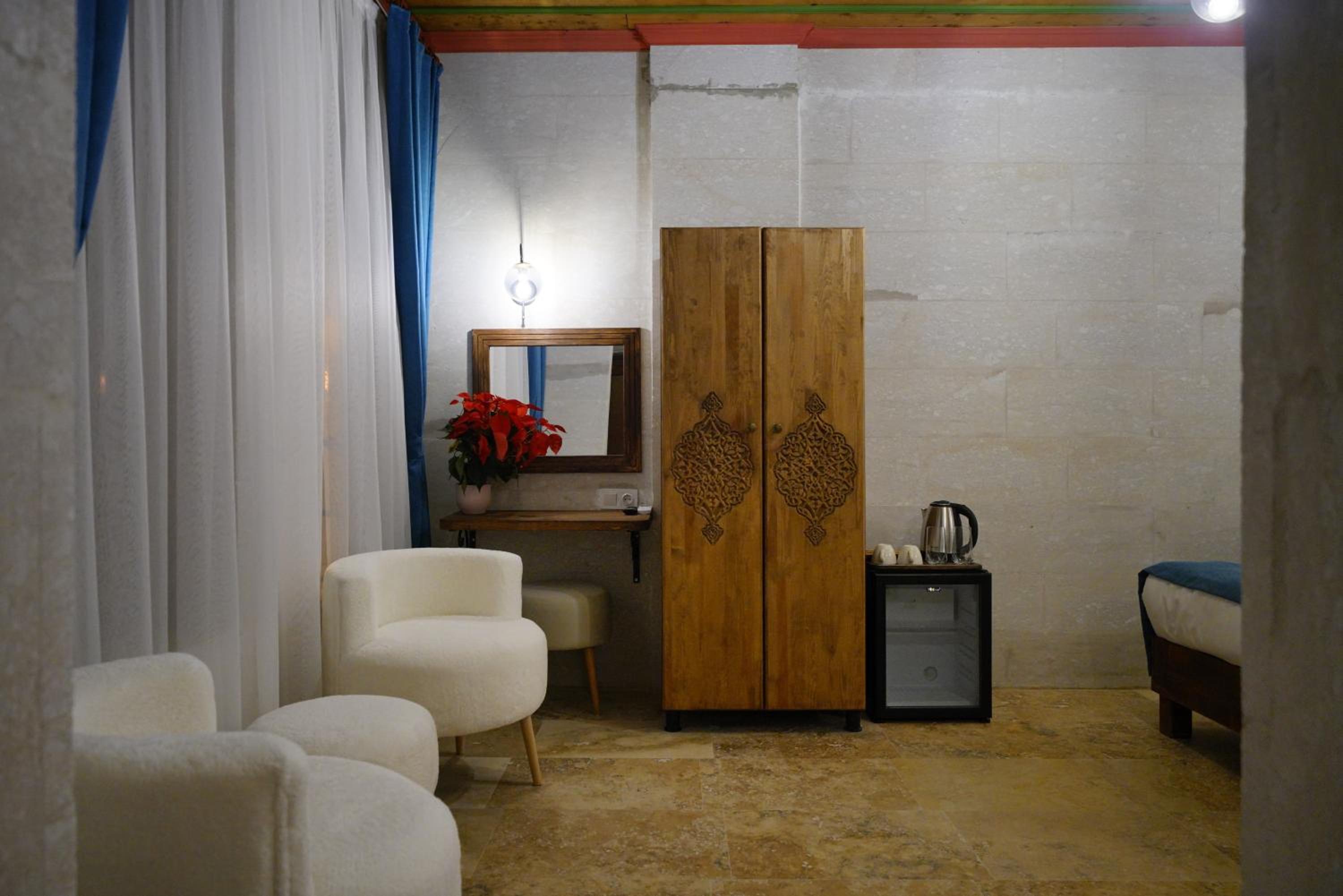 King Room with Spa Bath photo 2