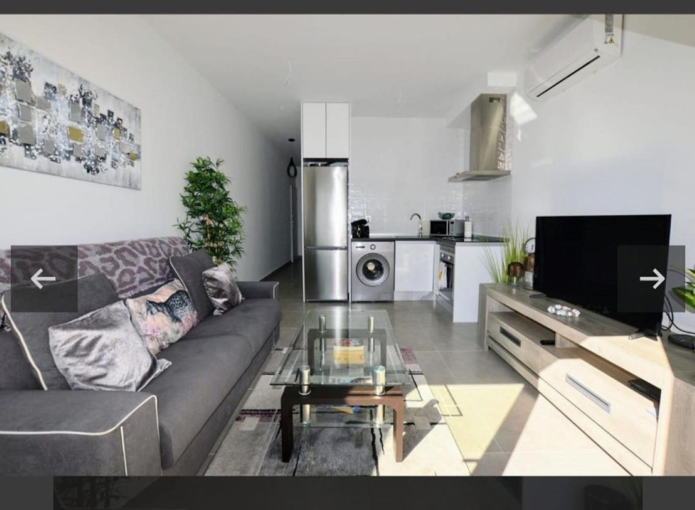 Apartamento con Terraza