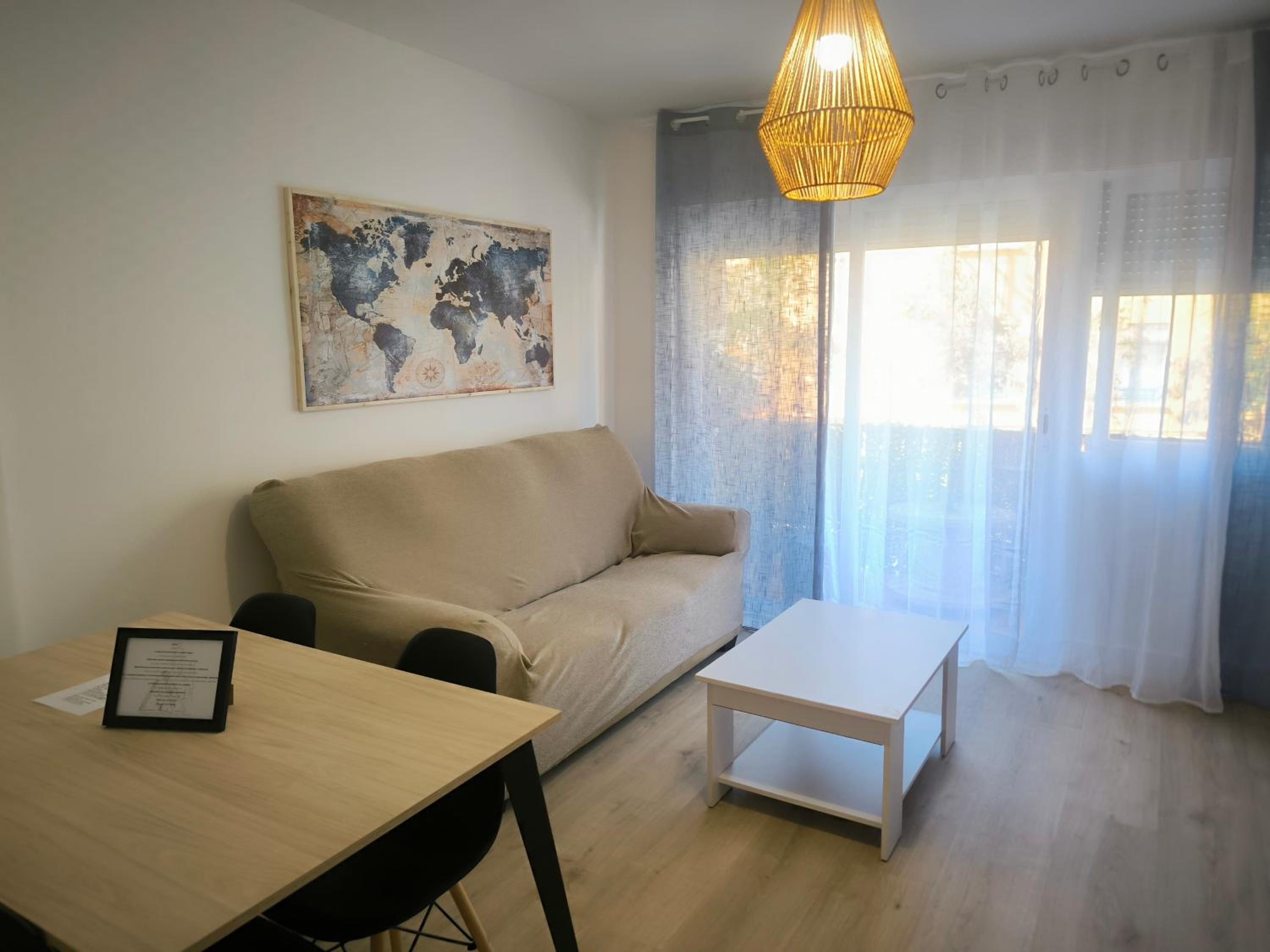 Three-Bedroom Apartment with Balcony photo 3