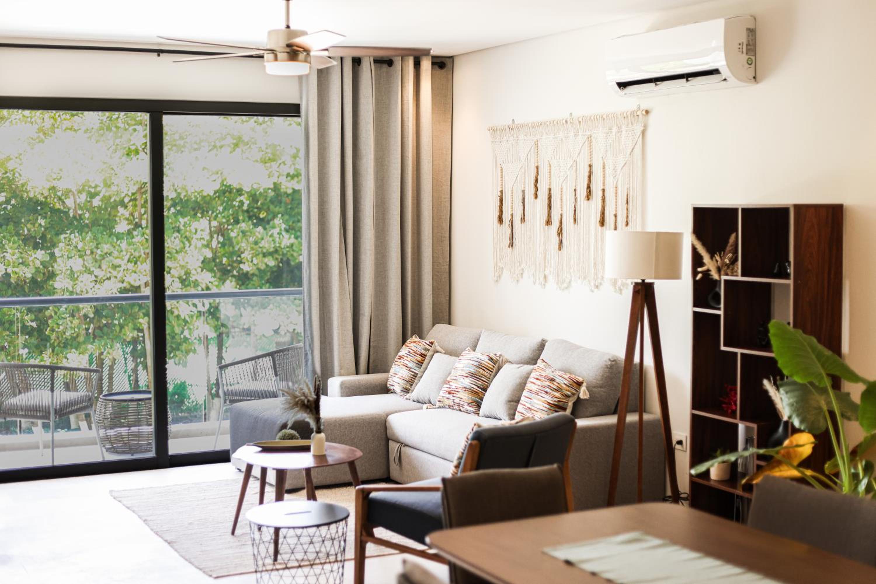 Superior One-Bedroom Apartment photo 1