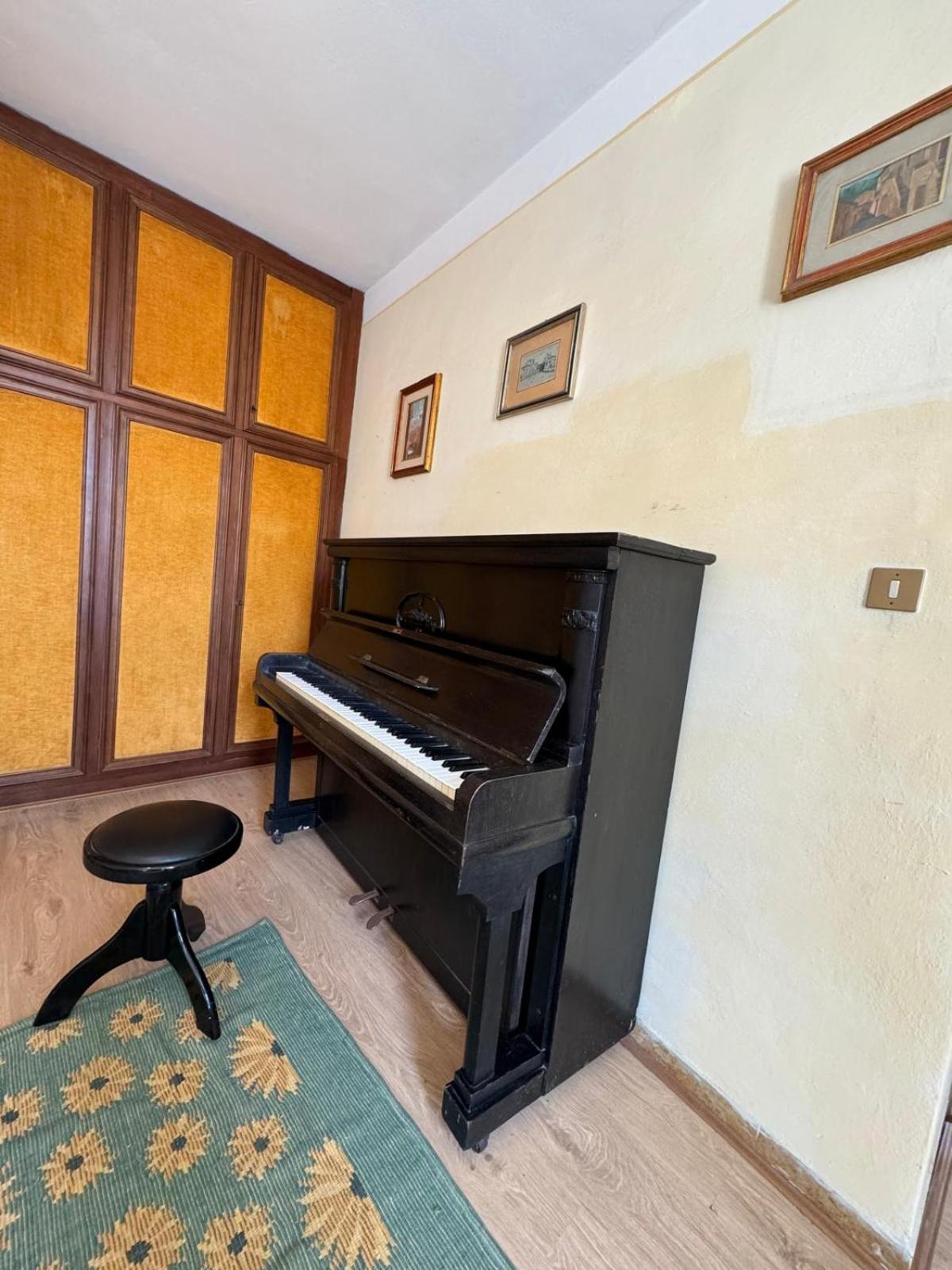 Family Two-Bedroom Apartment with View - Photo 8