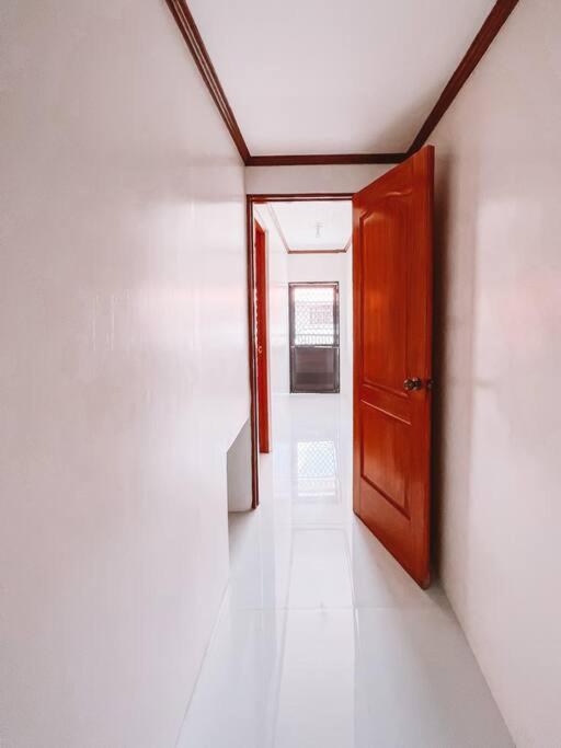 Three-Bedroom Villa photo 2