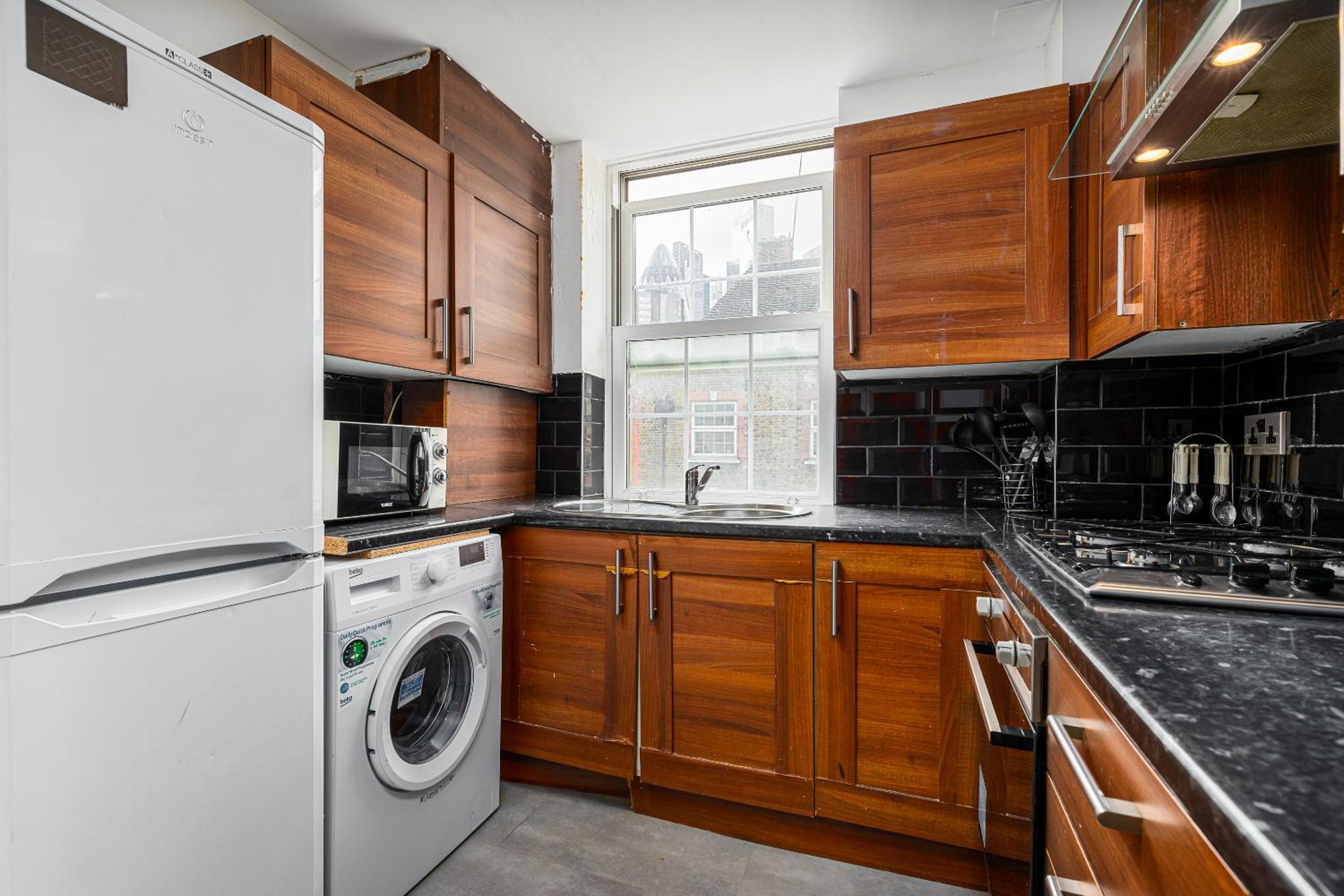 Deluxe Apartment photo 2