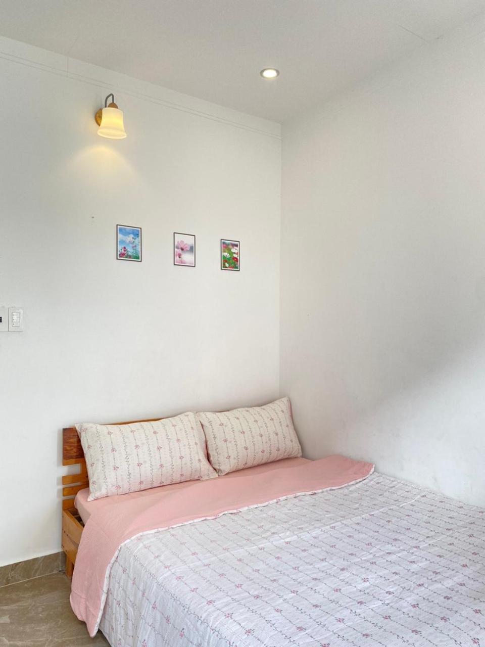 Single Room With Private Bathroom photo 2