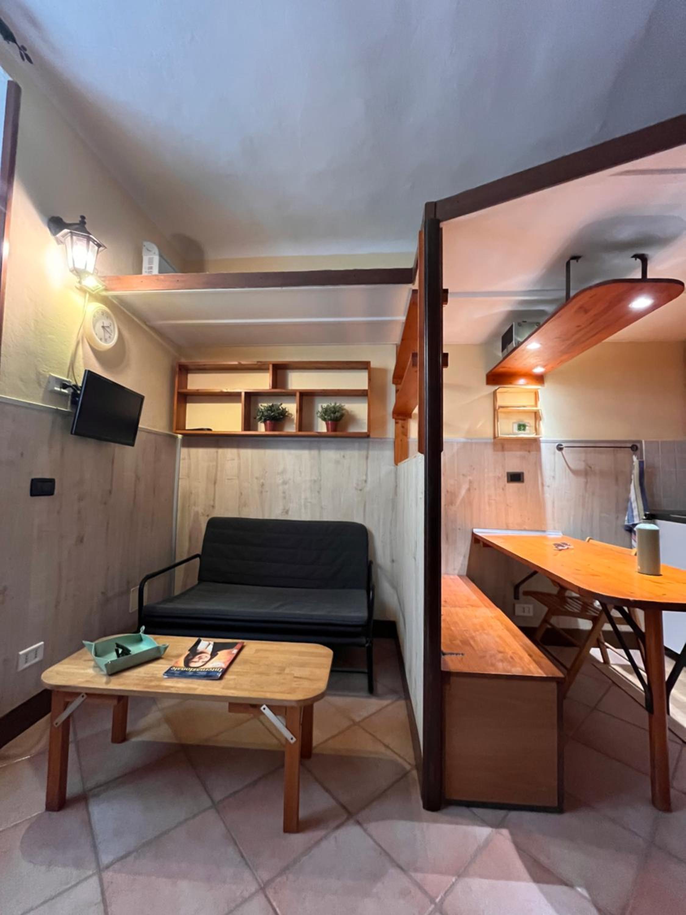 One-Bedroom Apartment