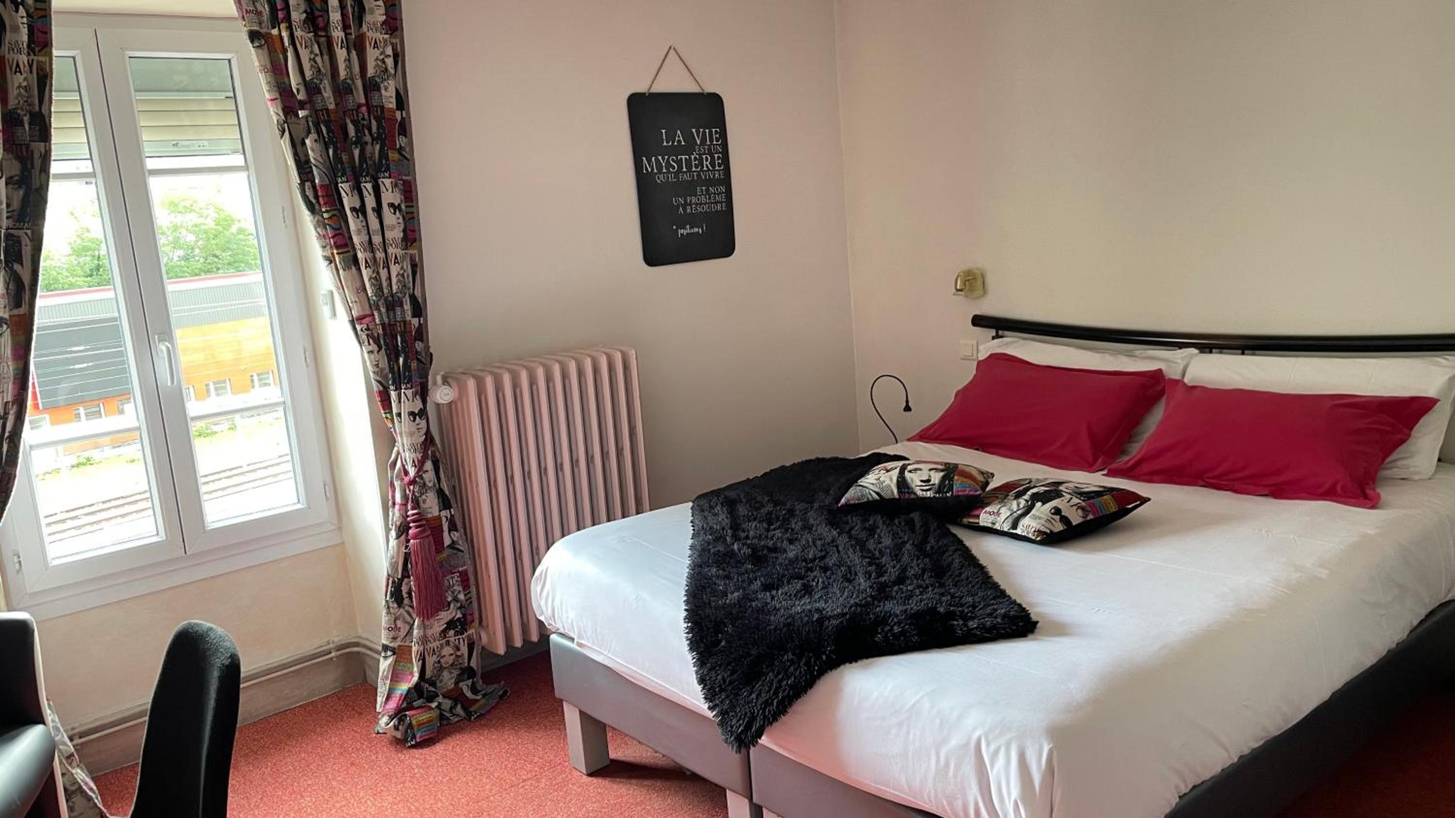 Standard Double Room only accessible by stairs photo 2