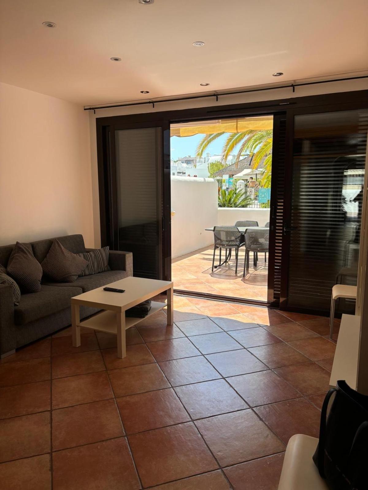 Apartment with Pool View  photo 3
