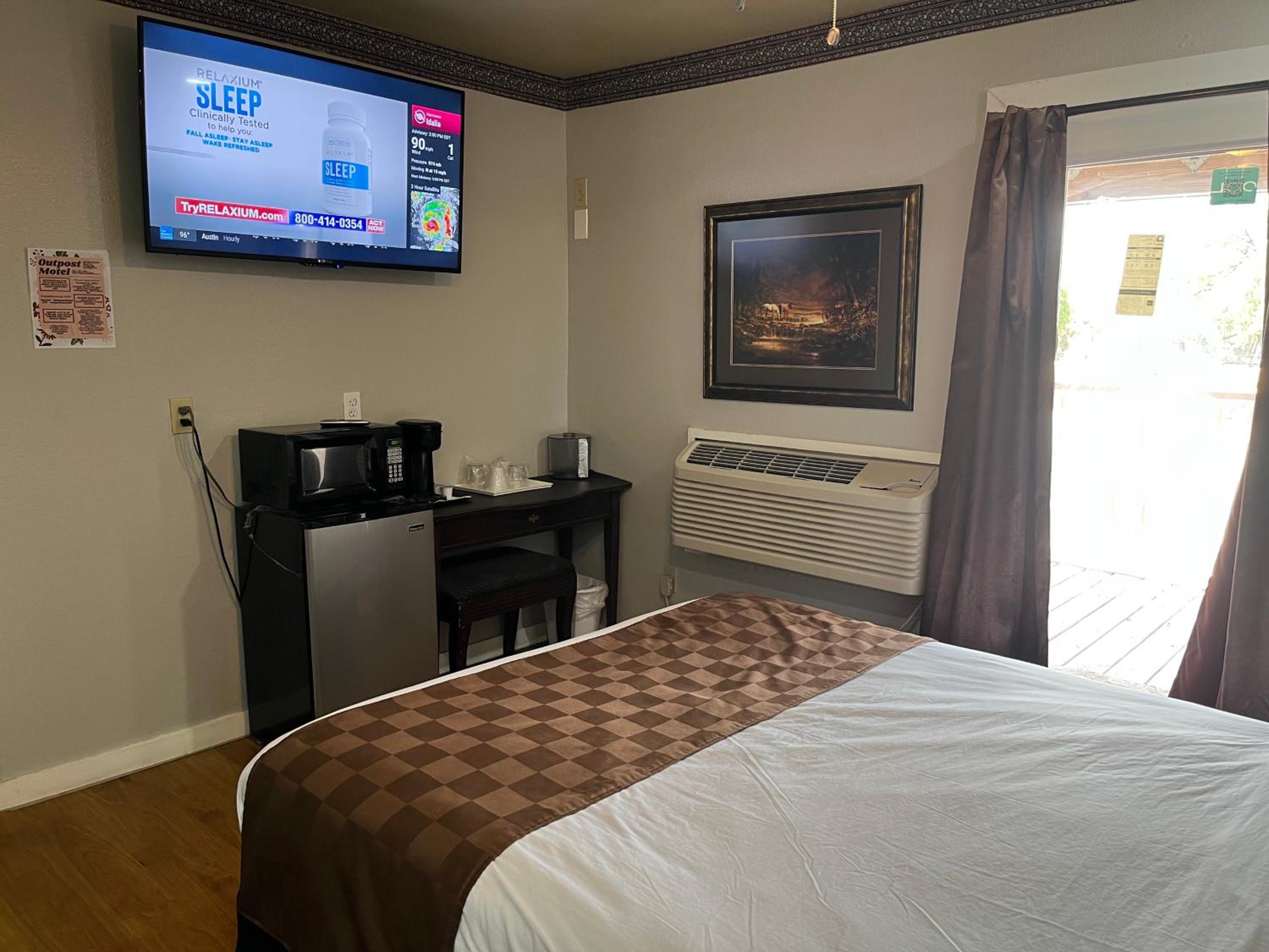 Standard Queen Room photo 2