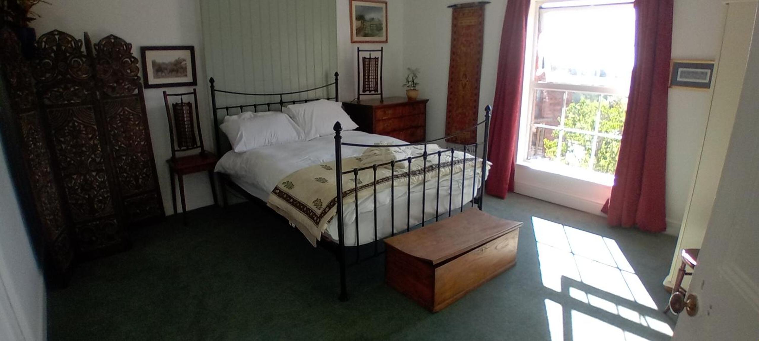 Four-Bedroom House photo 1