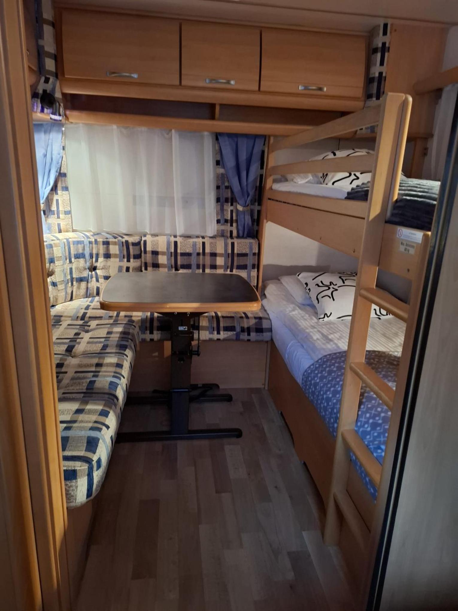 Double Room with Shared Bathroom photo 1
