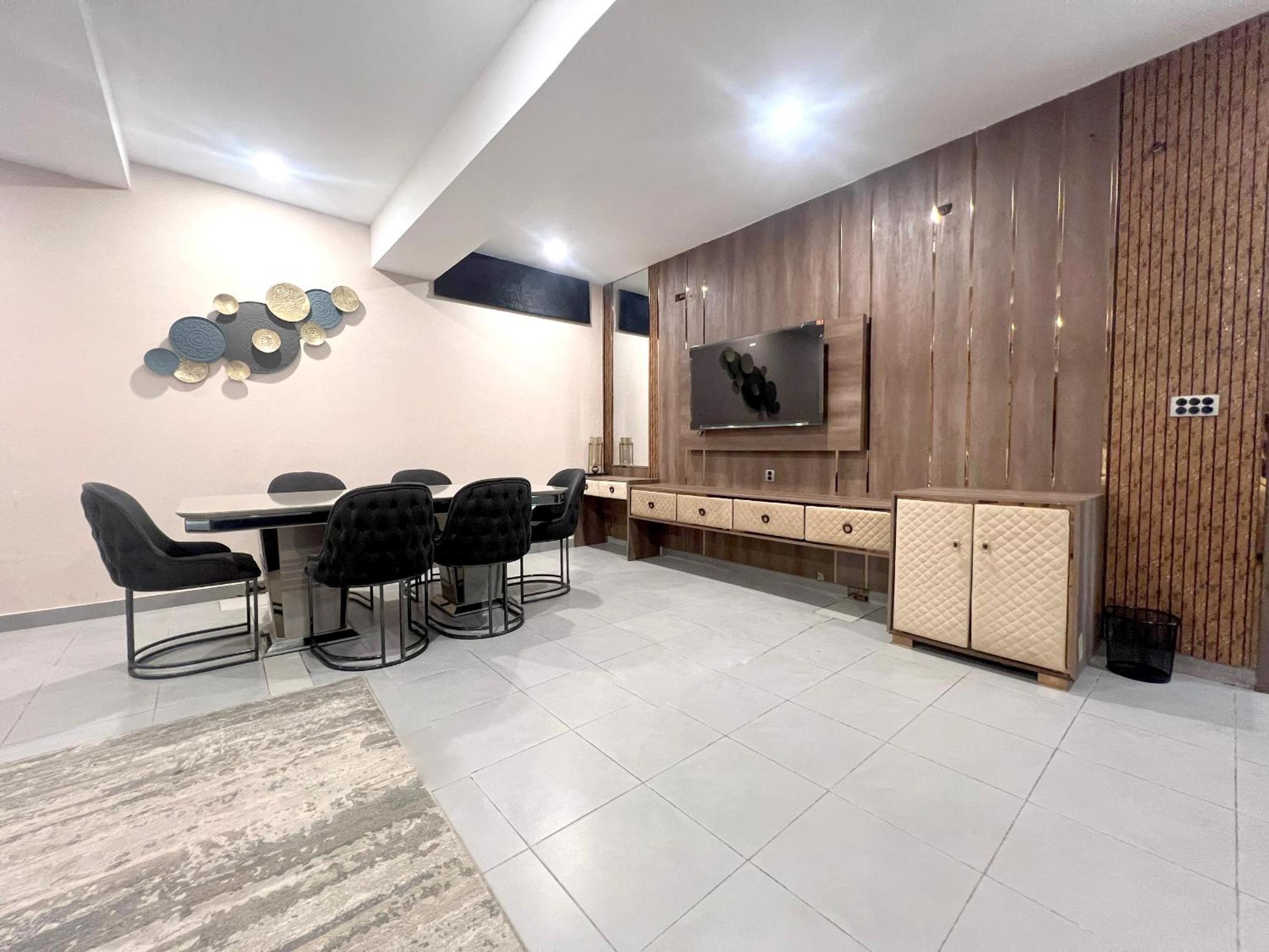 Junior Suite with Garden View
