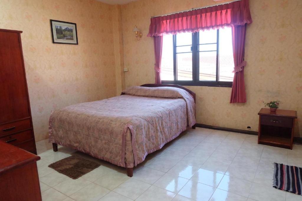Double Room with Private Bathroom photo 2