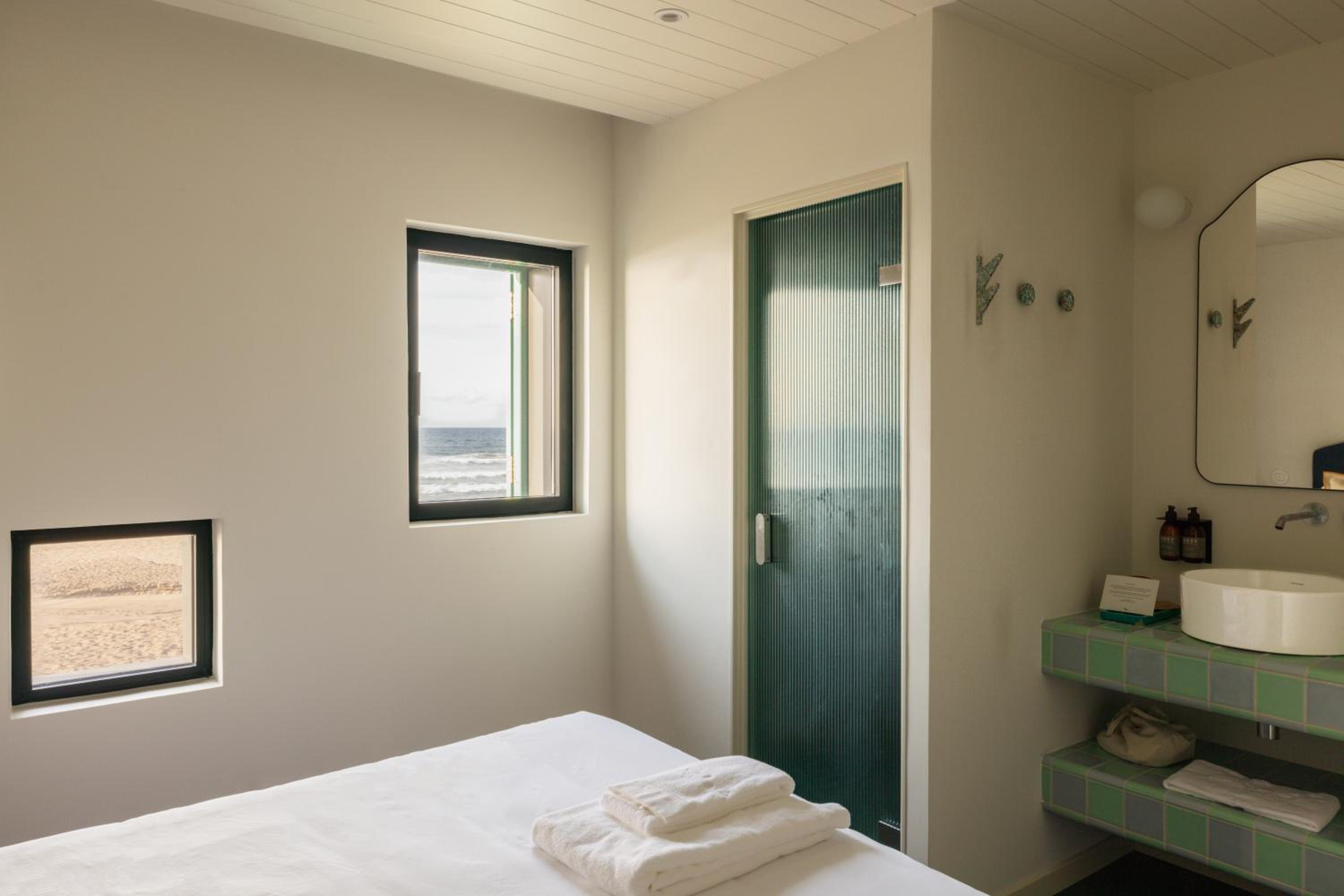Double Room with Sea View photo 2