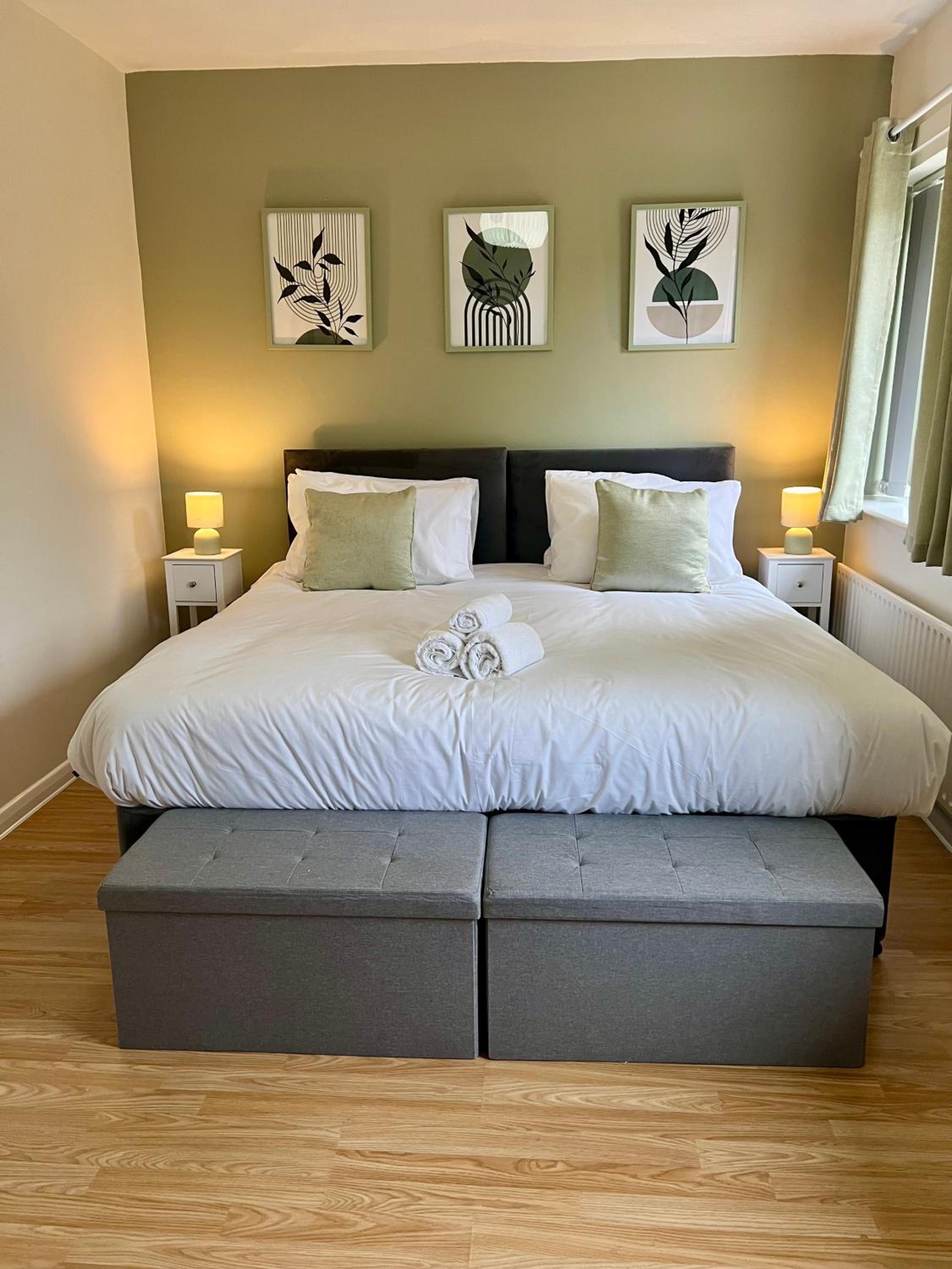 Four-Bedroom House photo 1