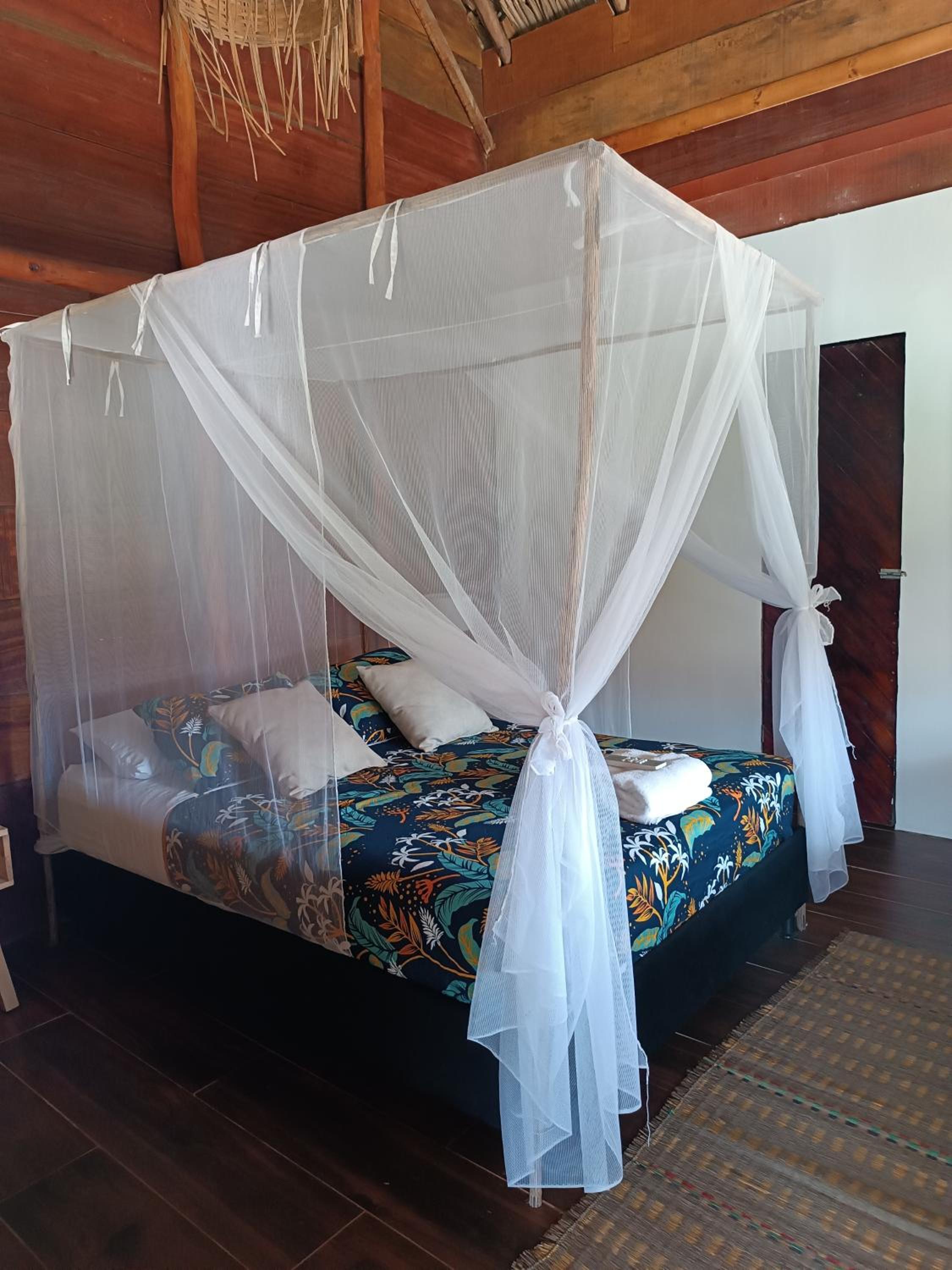 Deluxe Double or Twin Room with Sea View
