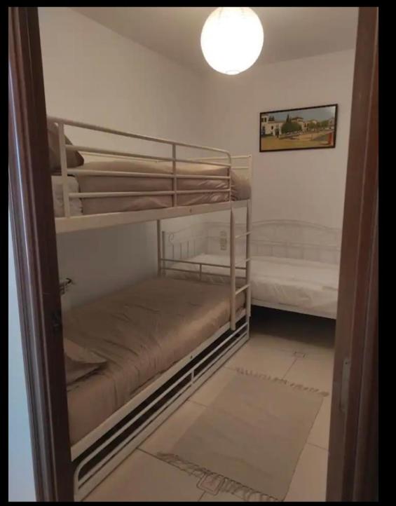 Casa de tres habitaciones