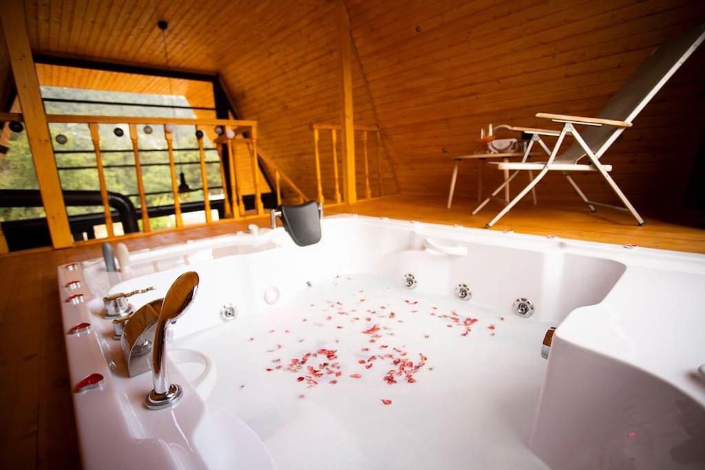 One-Bedroom Chalet photo 3