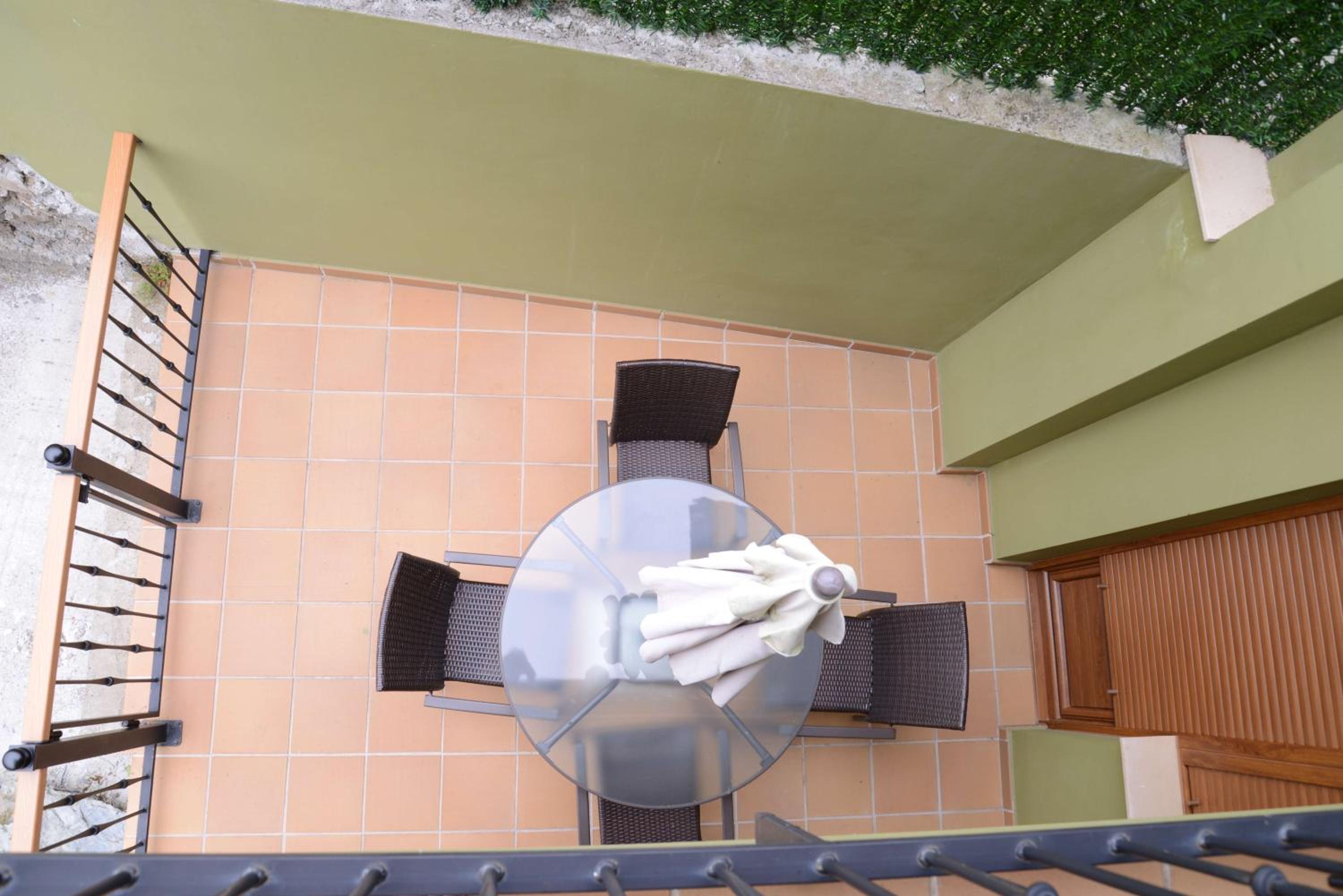 Three-Bedroom Apartment - Photo 12