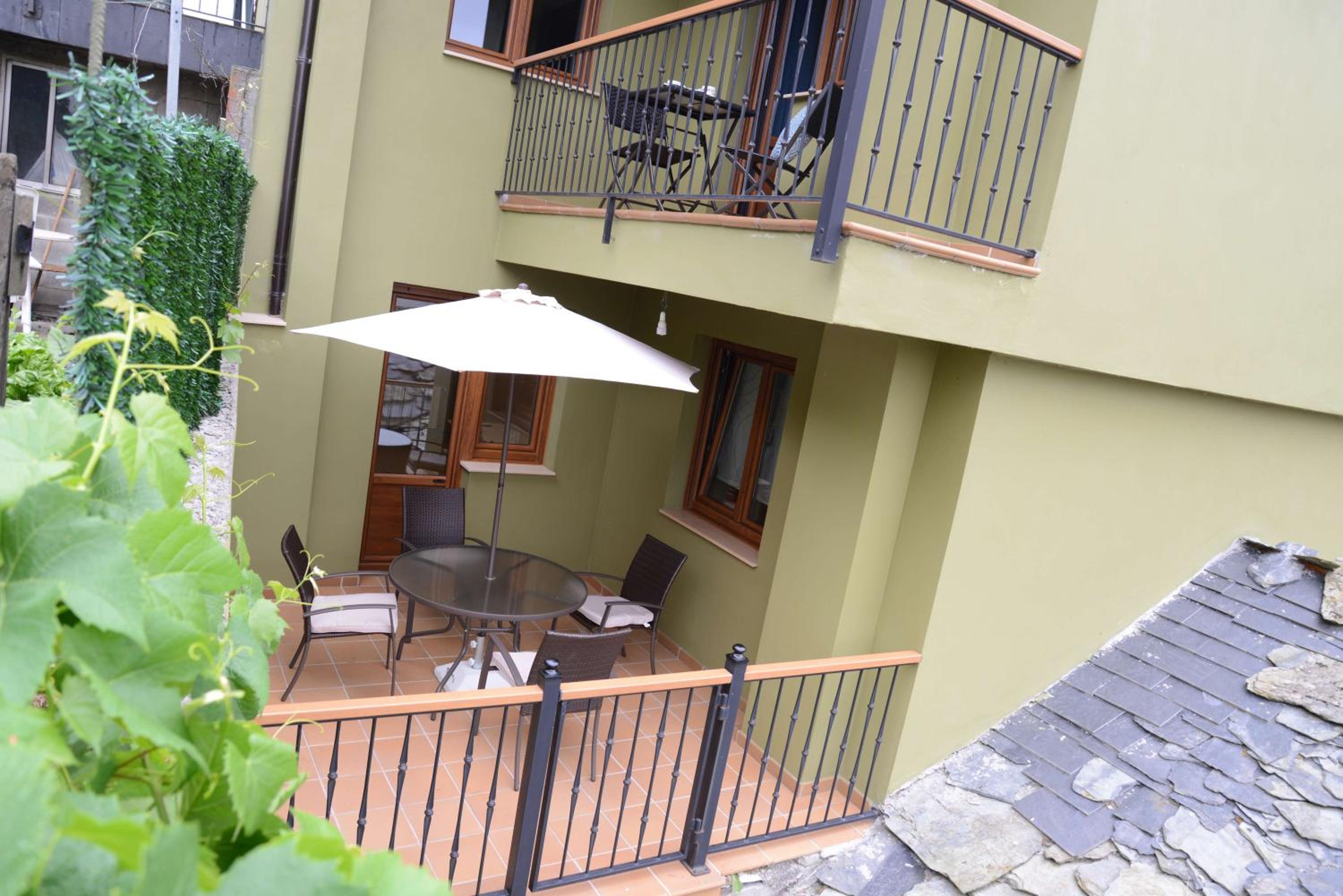 Three-Bedroom Apartment - Photo 42