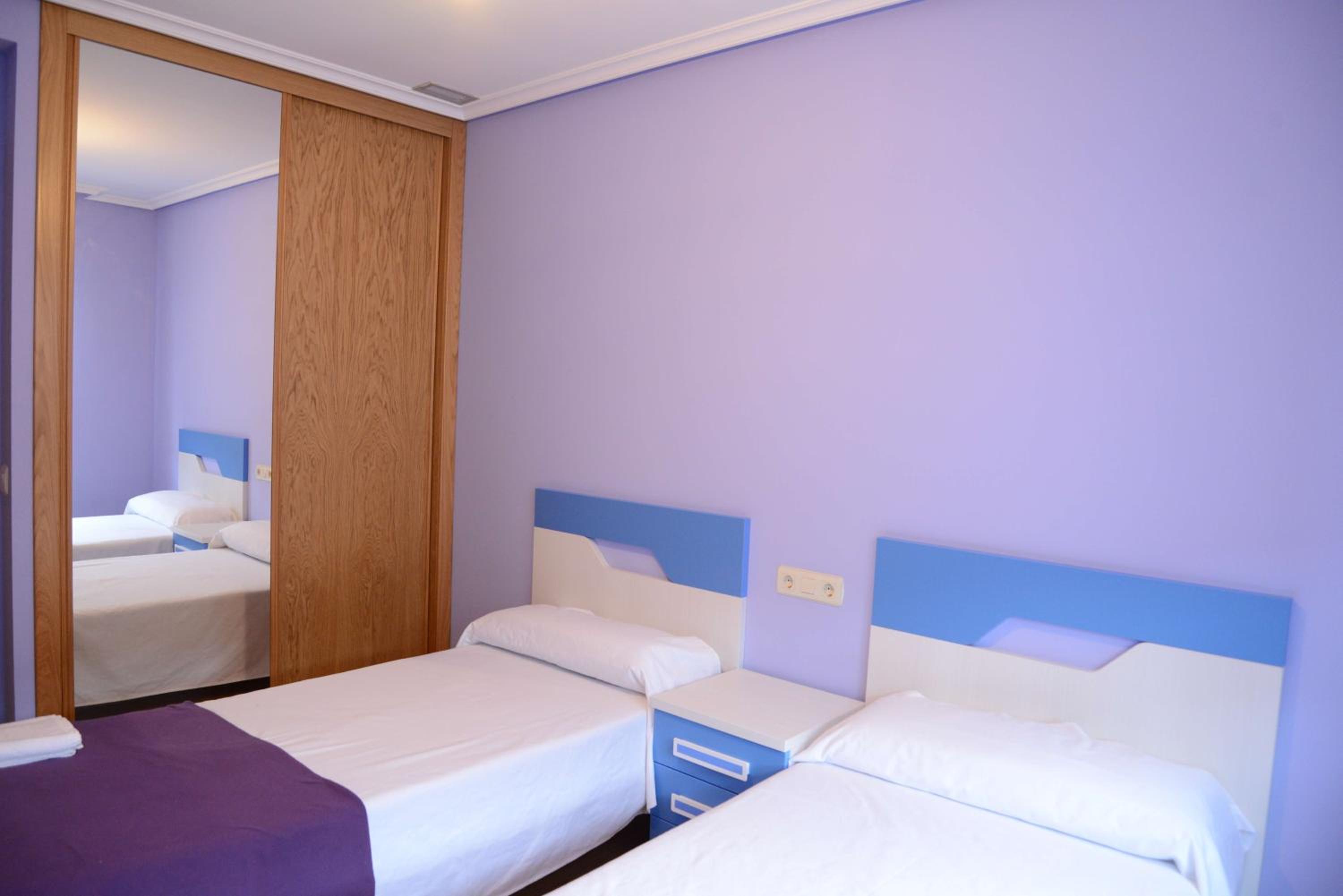 Three-Bedroom Apartment - Photo 13